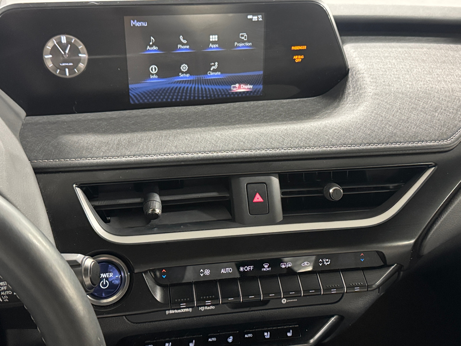 Thumbnail: 2021 Lexus UX - 3