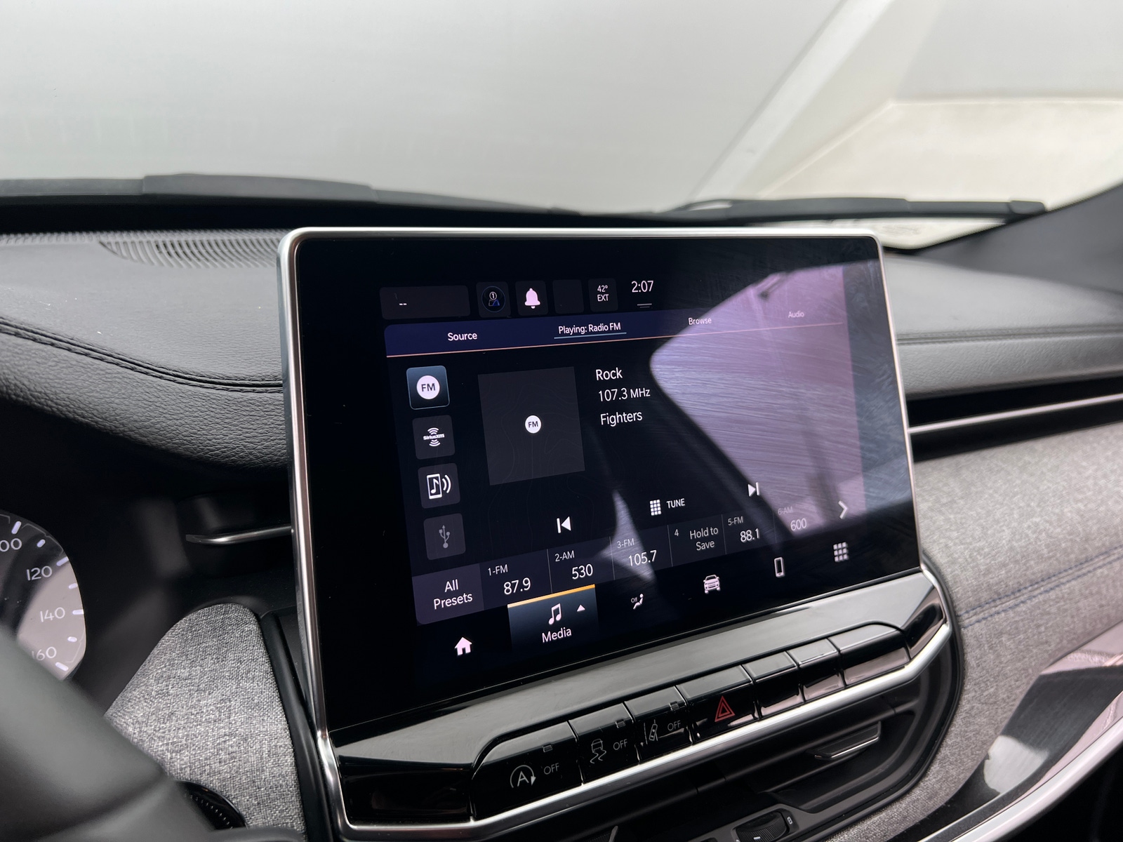 Thumbnail: 2024 Jeep Compass - 4