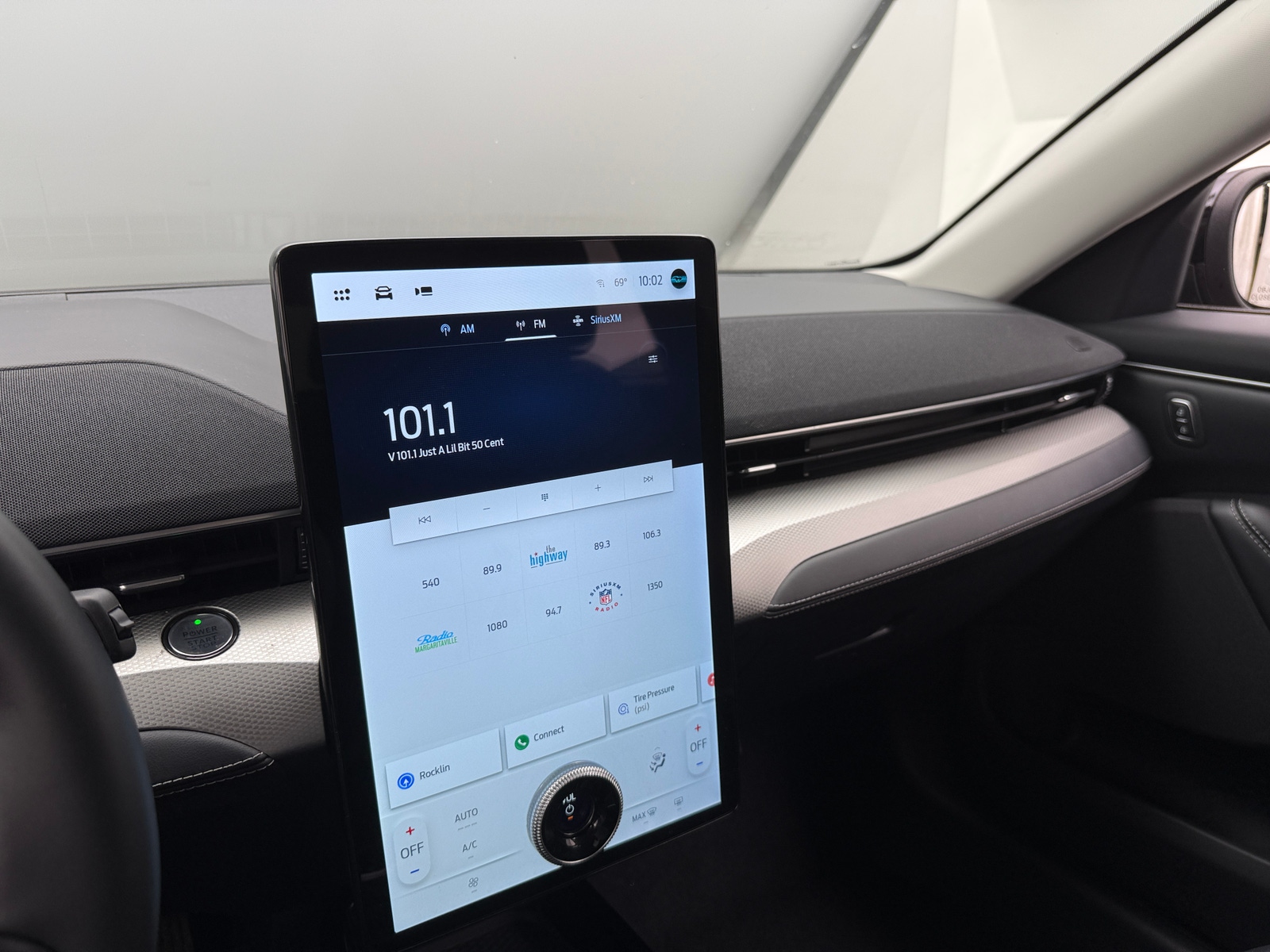 Thumbnail: 2021 Ford Mustang Mach-E - 3