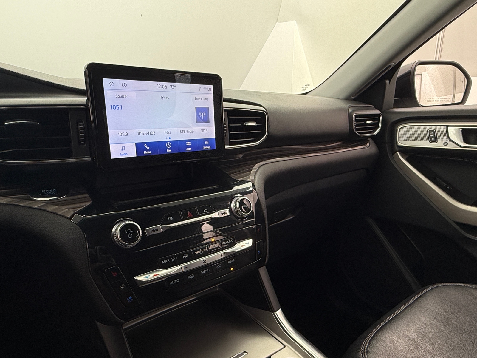 Thumbnail: 2023 Ford Explorer - 3