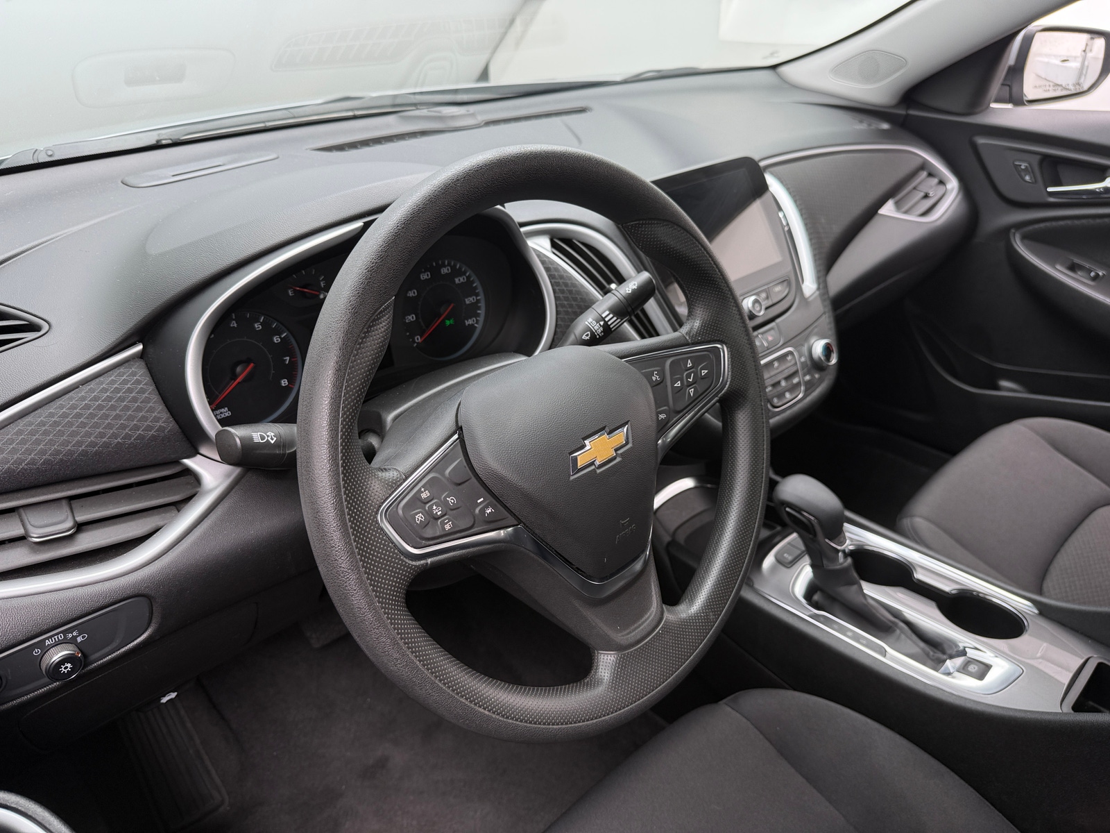 Thumbnail: 2024 Chevrolet Malibu - 5