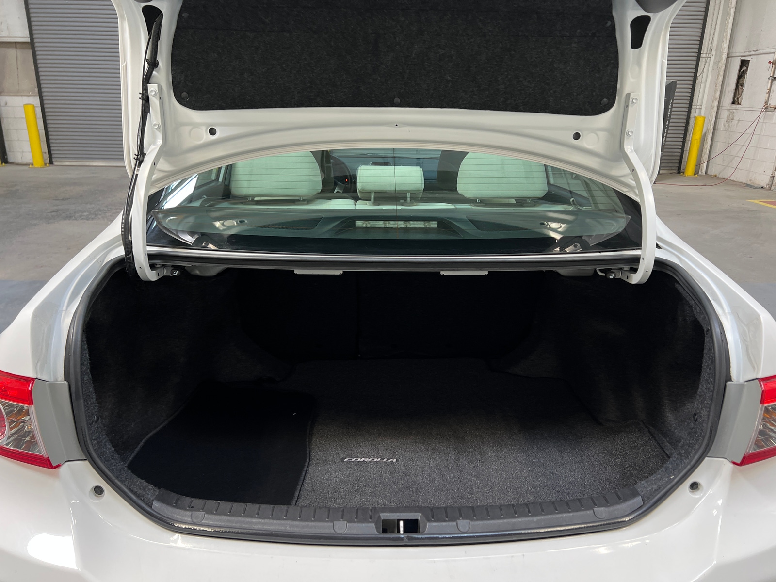 Thumbnail: 2013 Toyota Corolla - 7