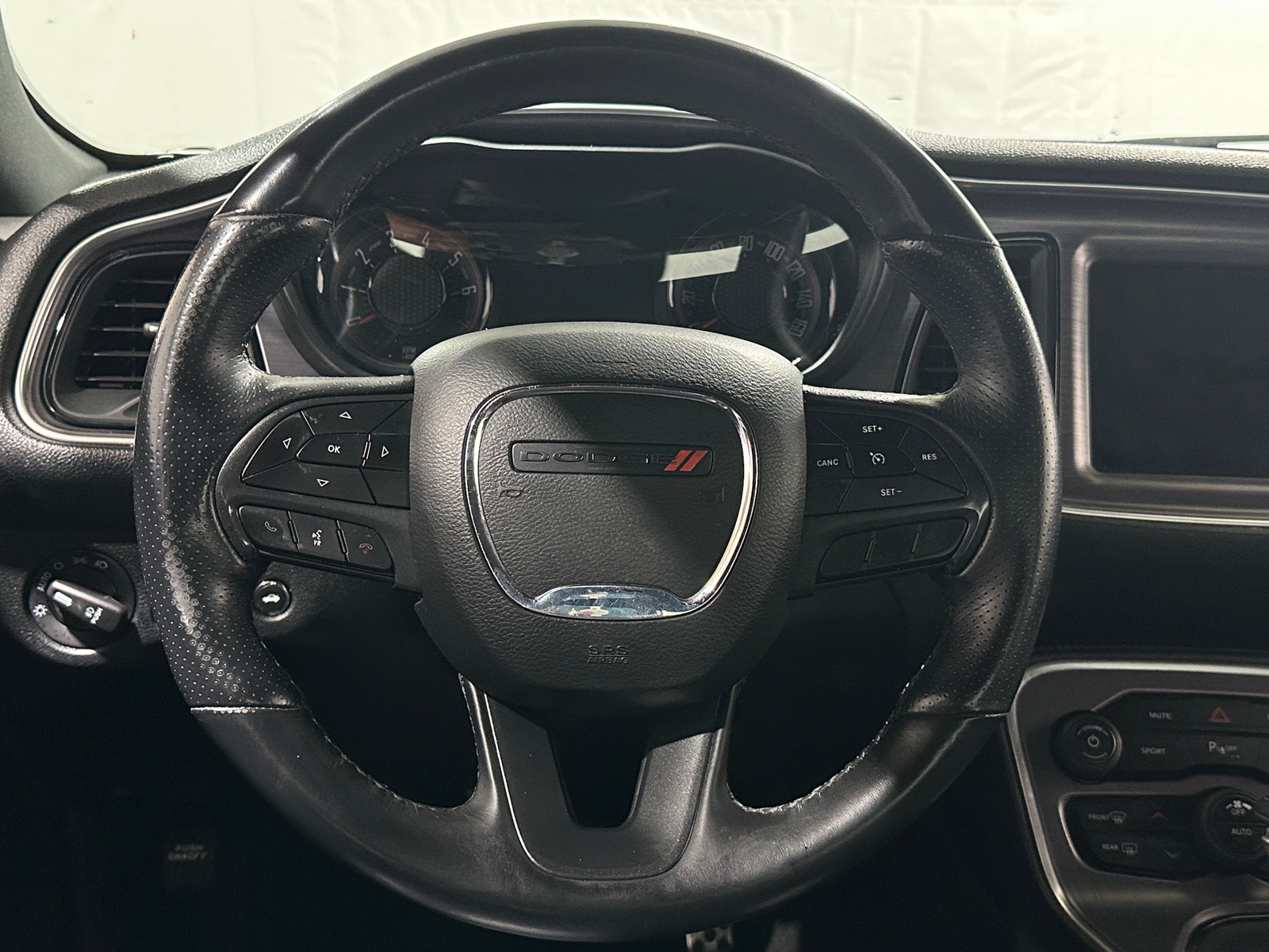 Thumbnail: 2018 Dodge Challenger - 3