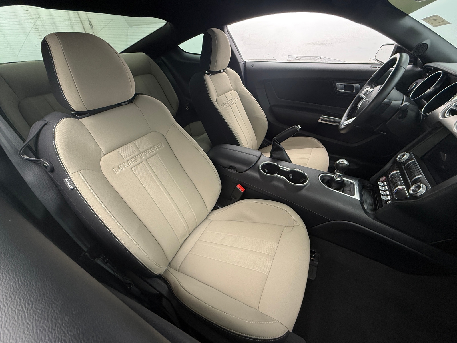 Thumbnail: 2022 Ford Mustang - 2