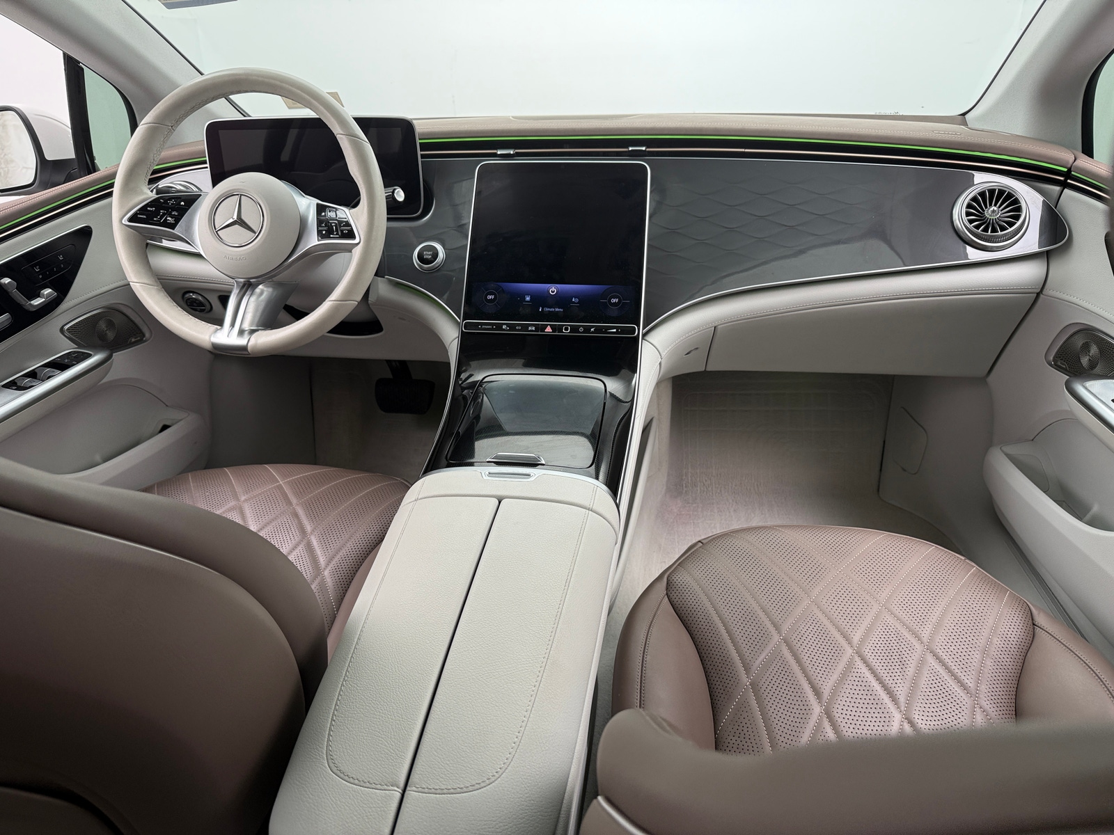 Thumbnail: 2023 Mercedes-Benz EQE - 2