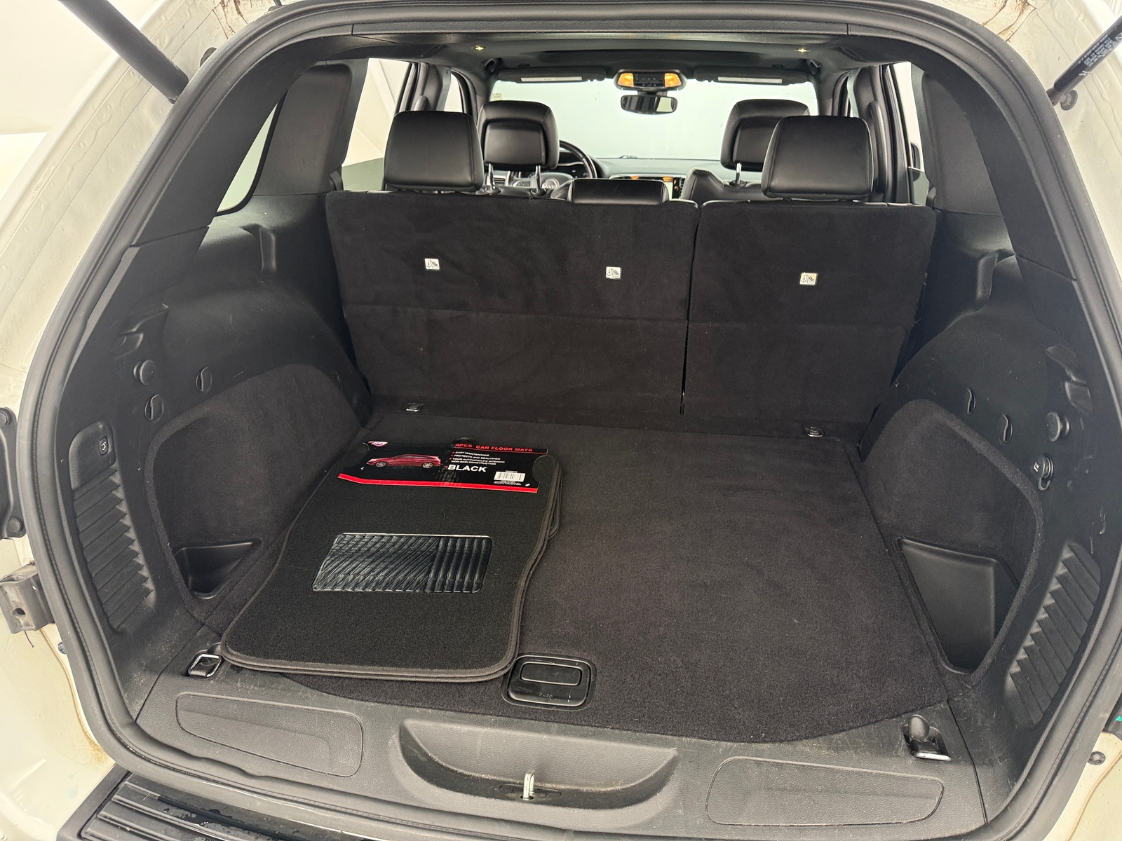 Thumbnail: 2020 Jeep Grand Cherokee - 7