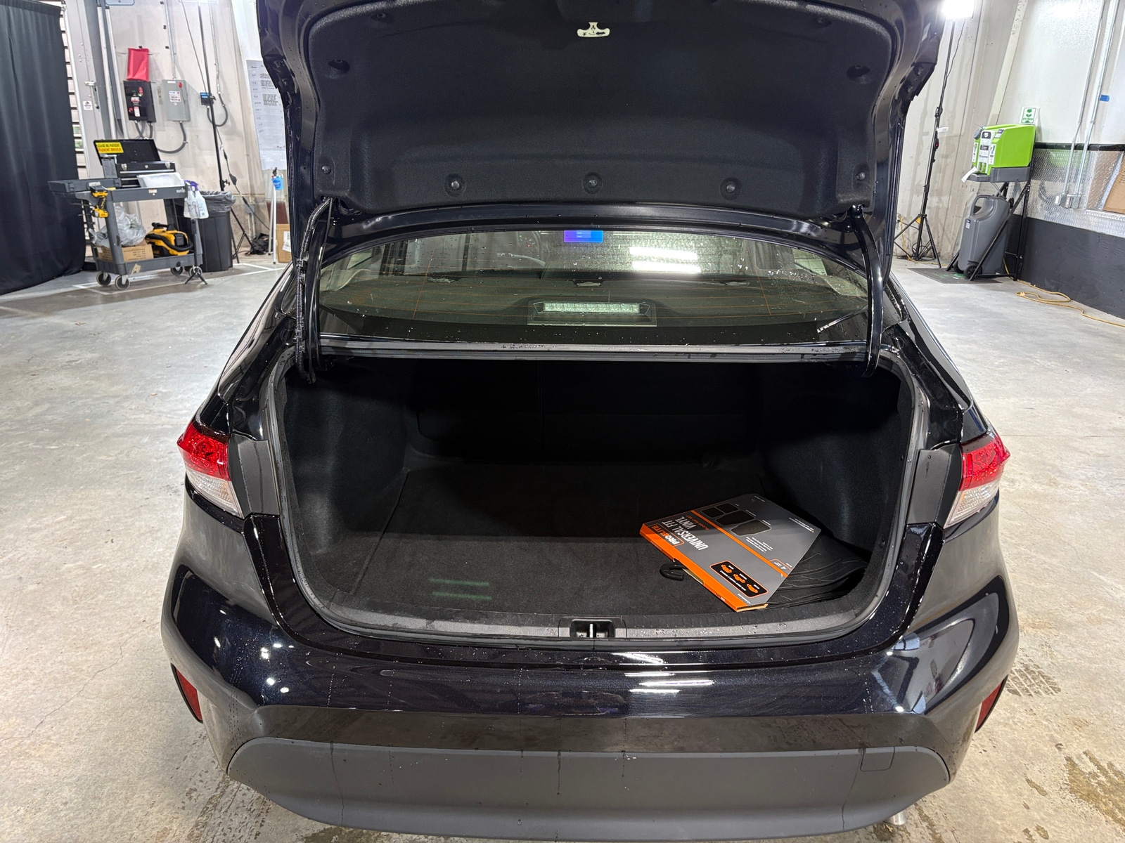 Thumbnail: 2025 Toyota Corolla - 7