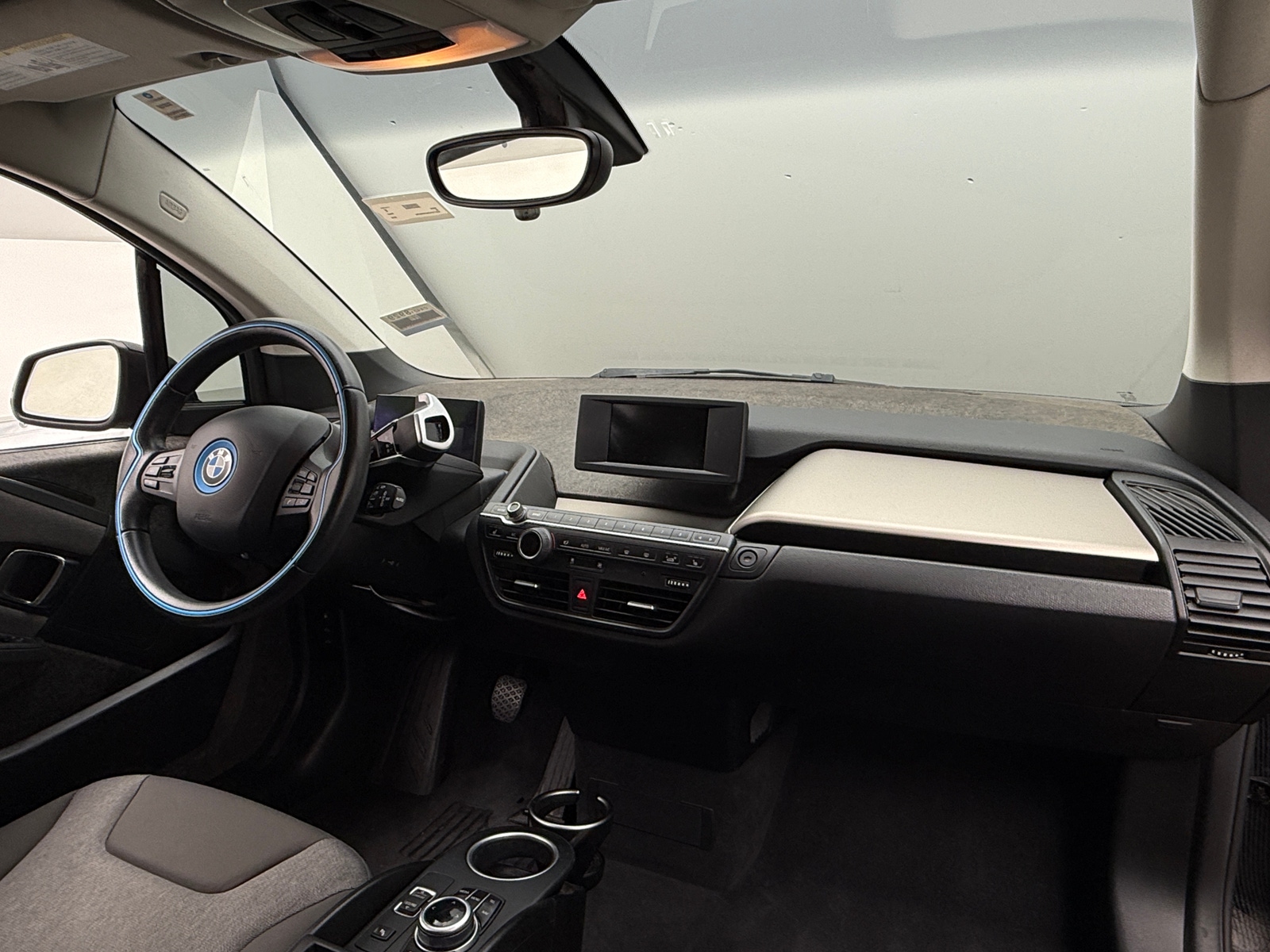 Thumbnail: 2018 BMW i3 - 3