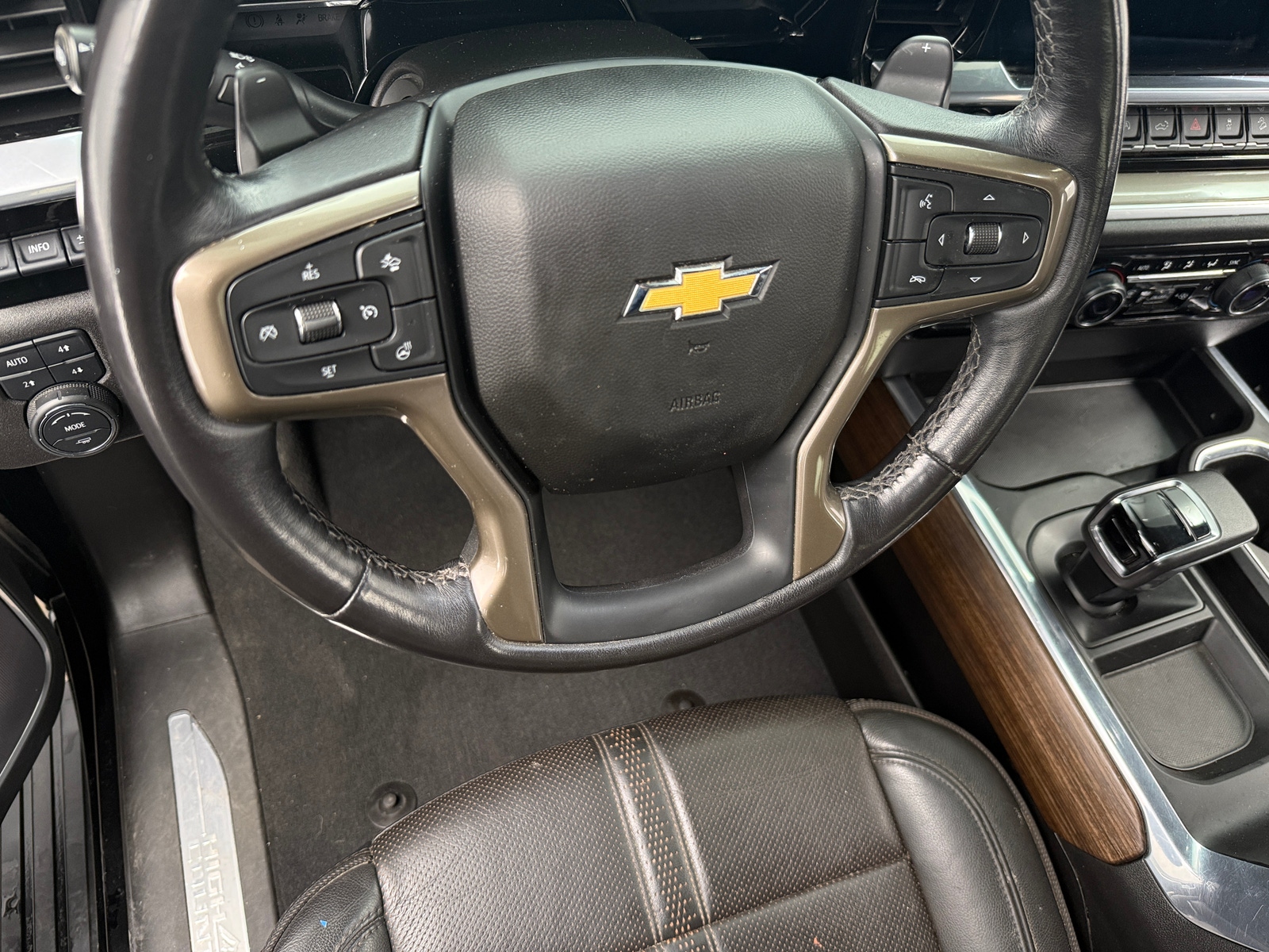 Thumbnail: 2022 Chevrolet Silverado 1500 - 4