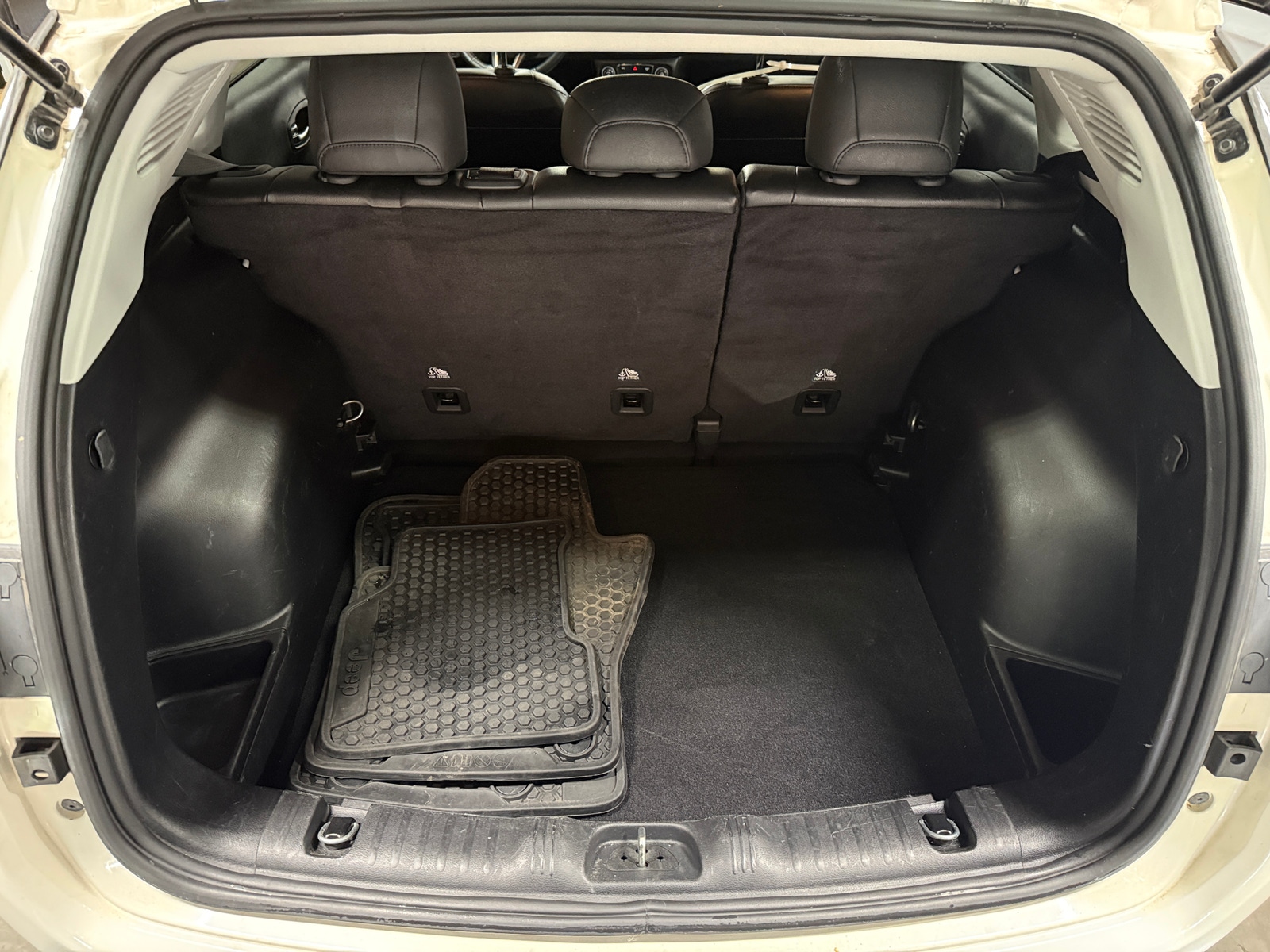 Thumbnail: 2019 Jeep Compass - 7