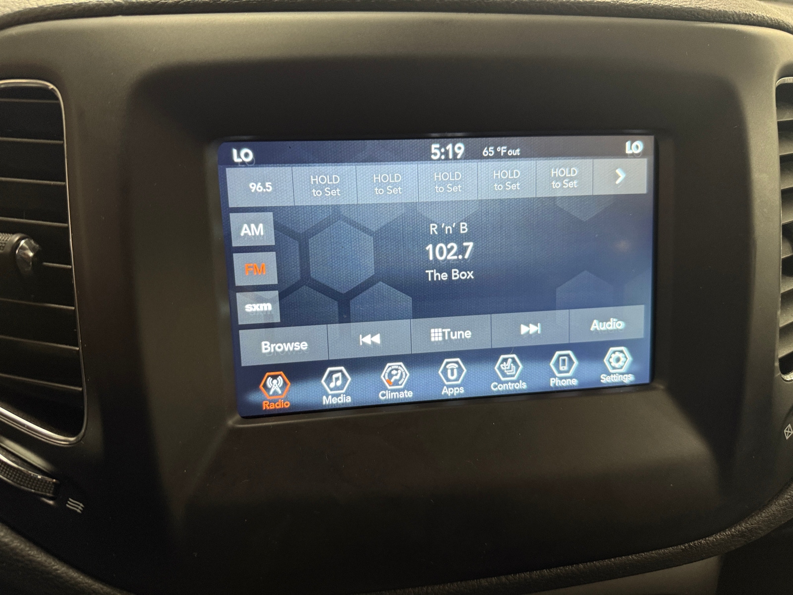 Thumbnail: 2019 Jeep Compass - 4