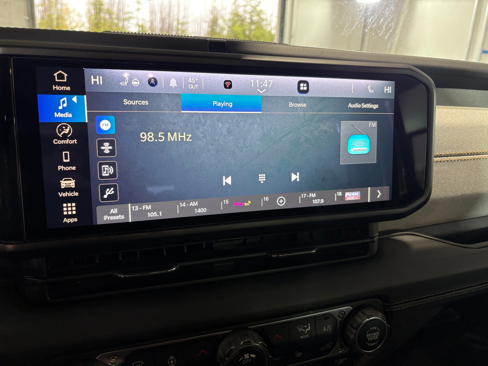 Thumbnail: 2024 Jeep Wrangler - 4