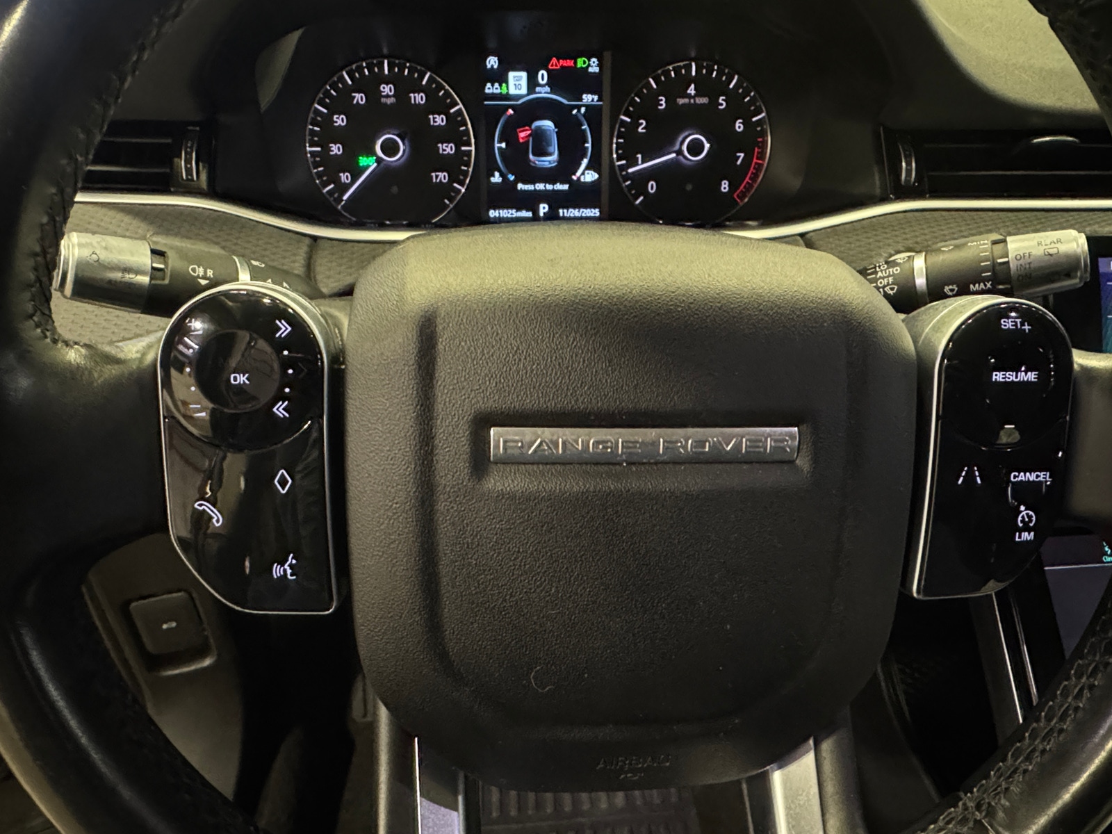 Thumbnail: 2020 Land Rover Range Rover Evoque - 4