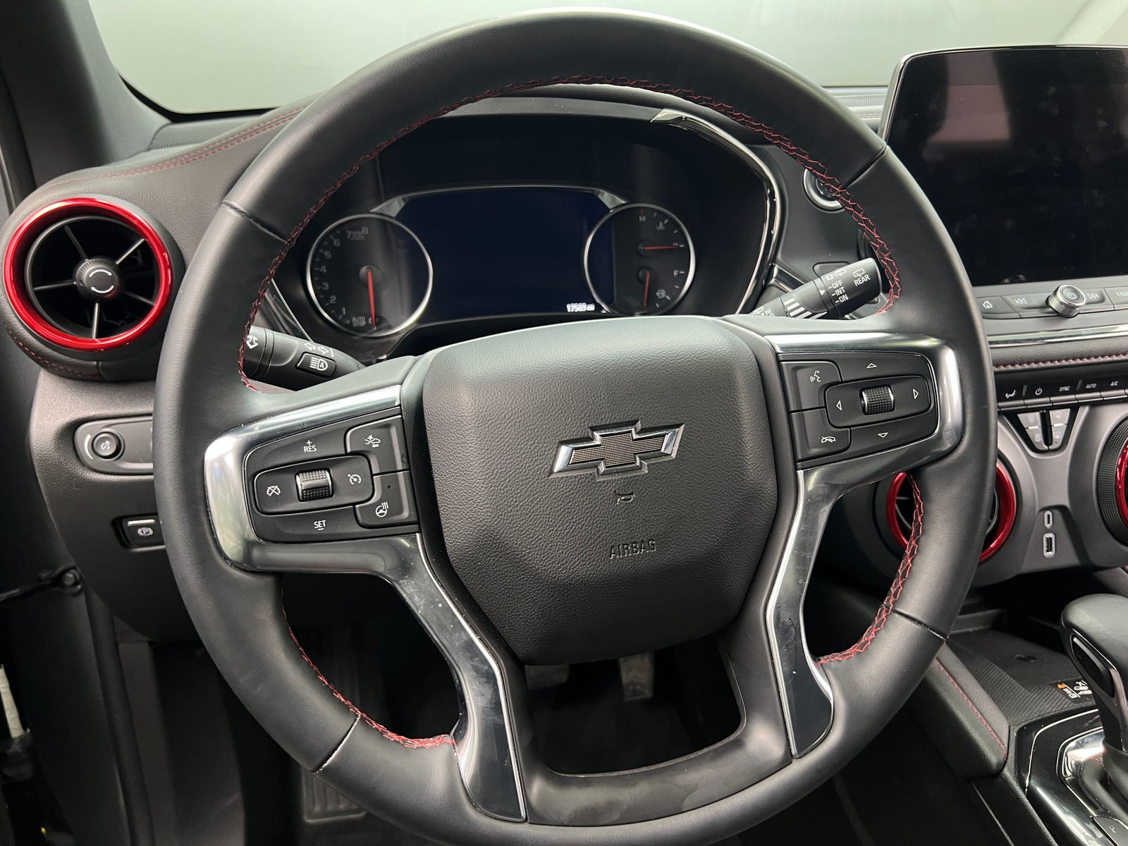 Thumbnail: 2025 Chevrolet Blazer - 4