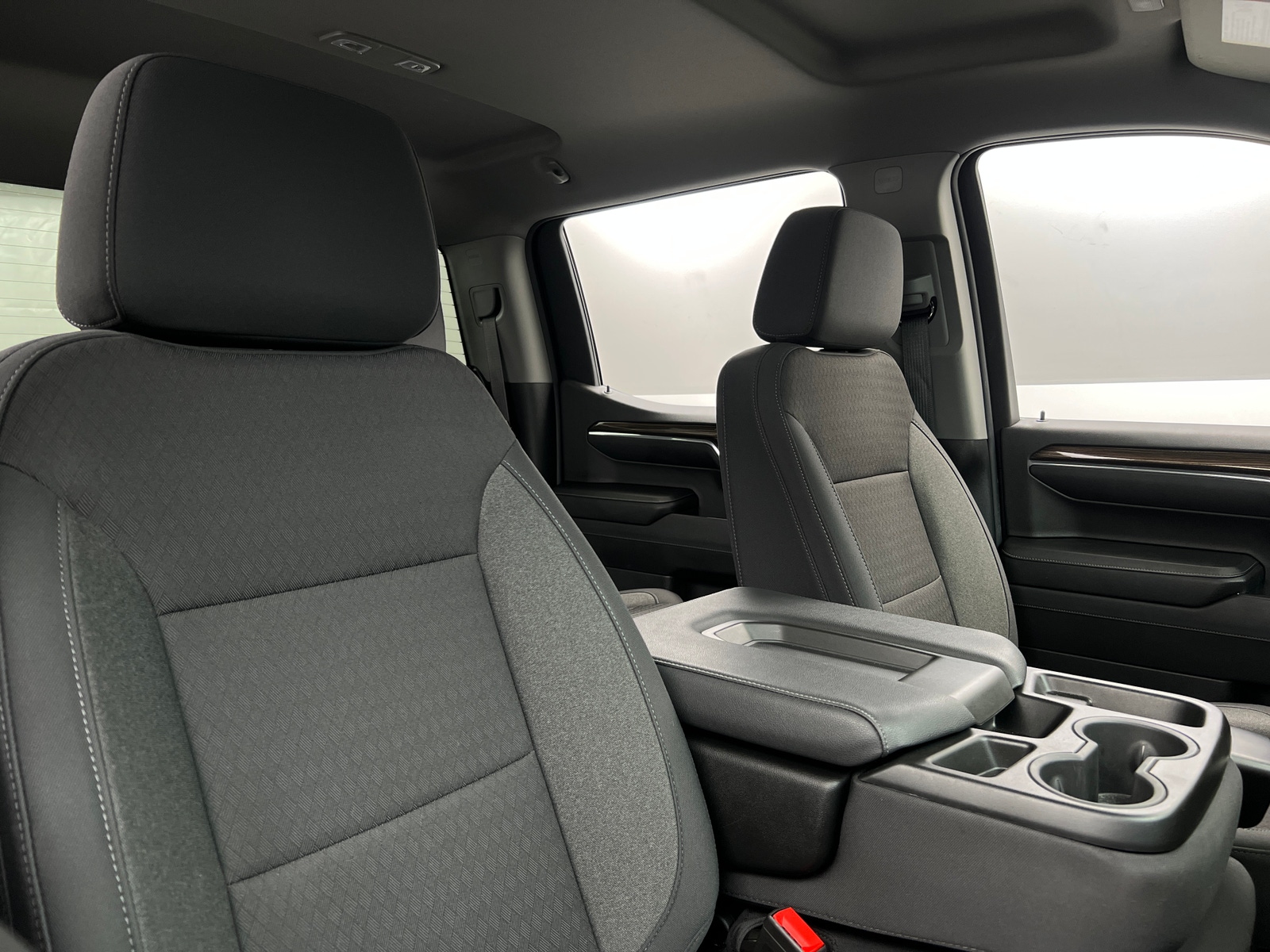 Thumbnail: 2024 Chevrolet Silverado 1500 - 2