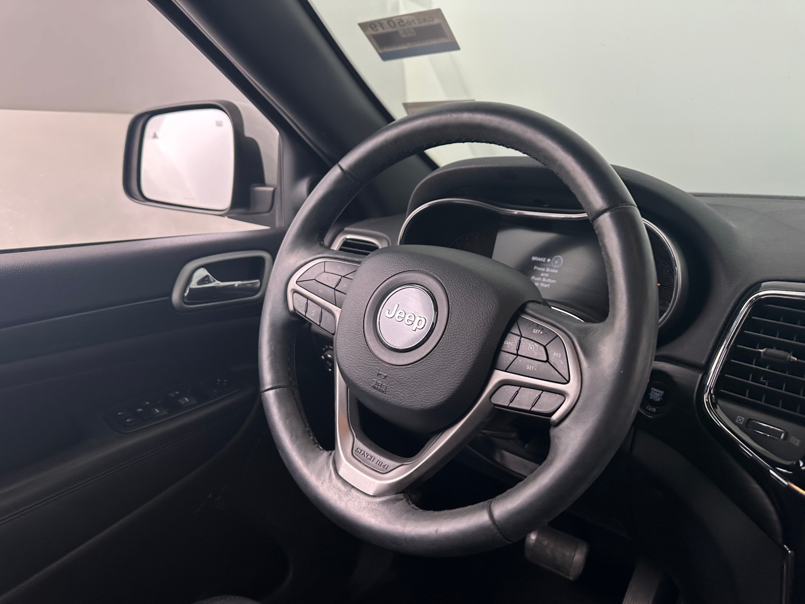 Thumbnail: 2019 Jeep Grand Cherokee - 5