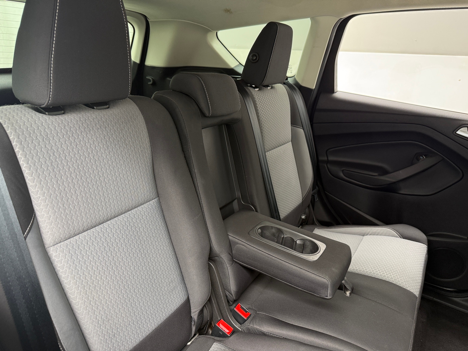 Thumbnail: 2019 Ford Escape - 6