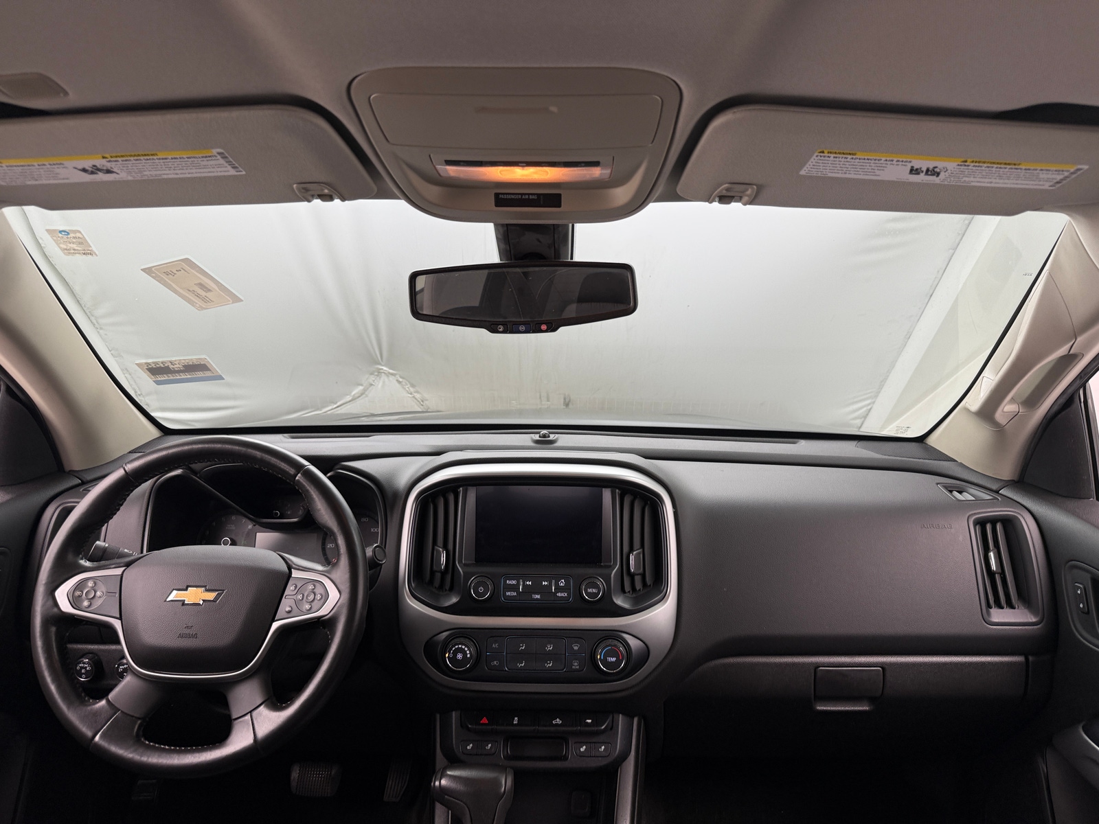 Thumbnail: 2018 Chevrolet Colorado - 3