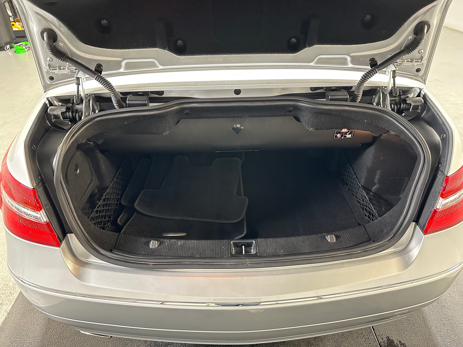 Thumbnail: 2012 Mercedes-Benz E-Class - 6