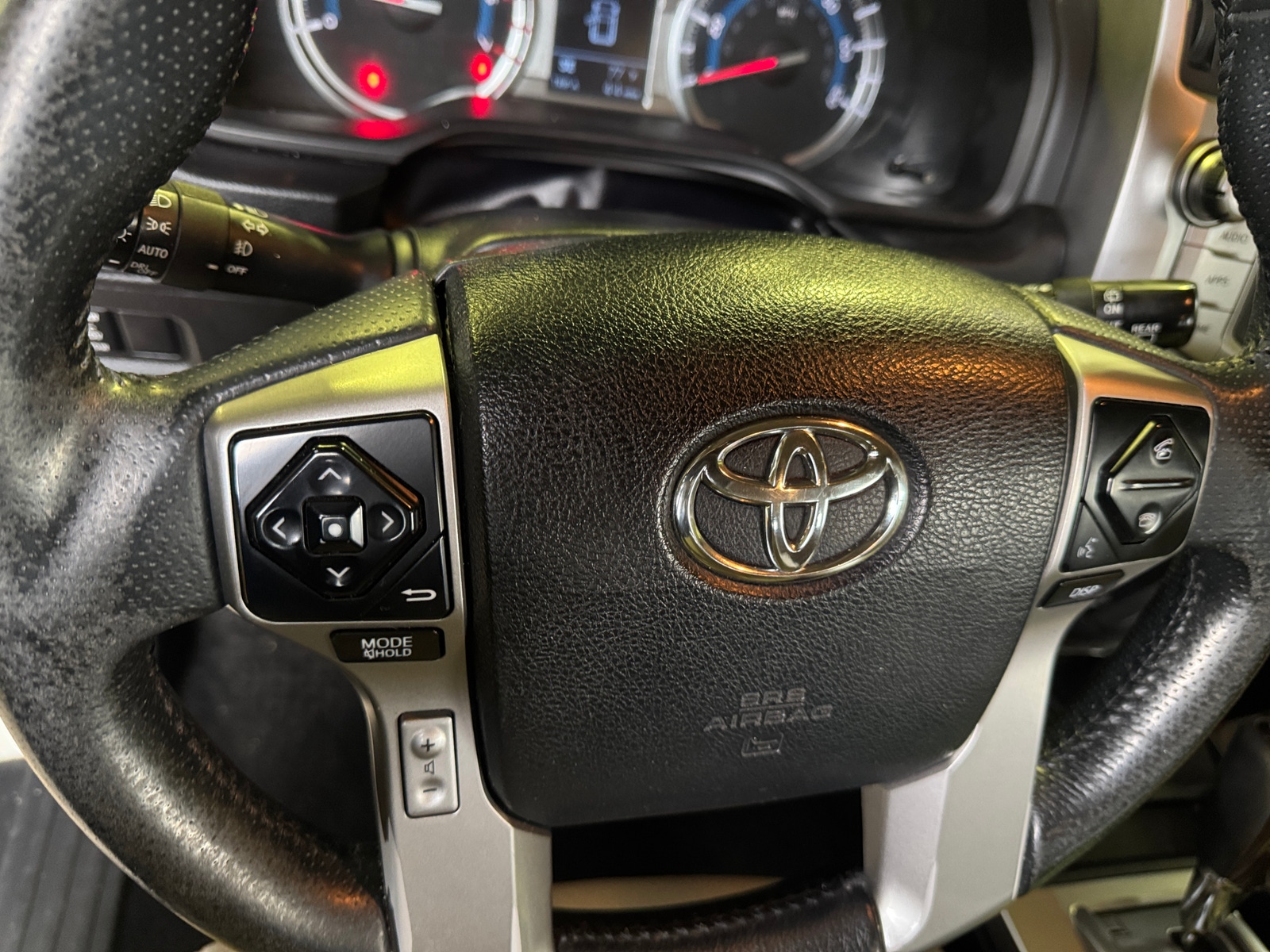 Thumbnail: 2018 Toyota 4Runner - 5