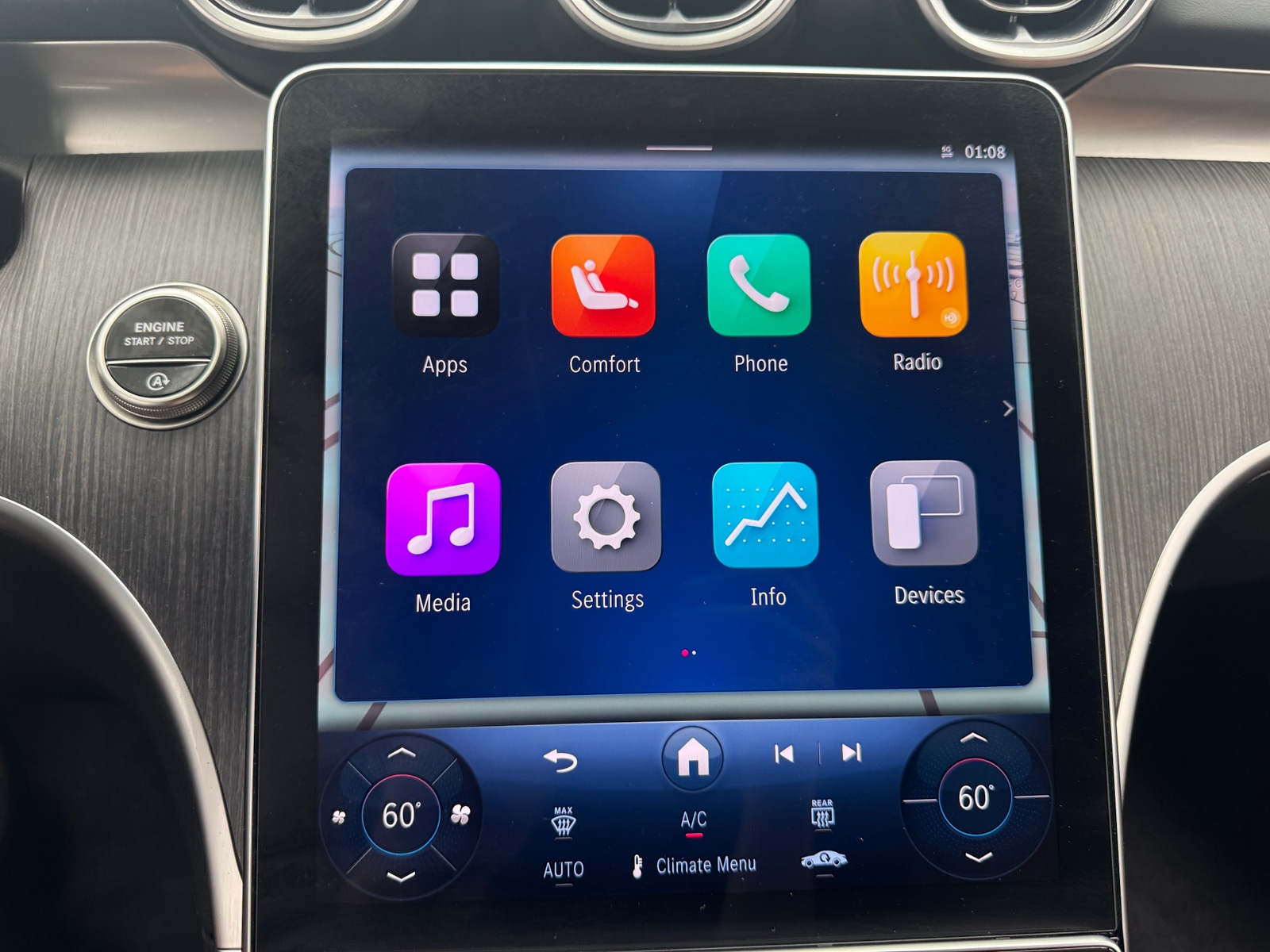 Thumbnail: 2025 Mercedes-Benz CLE - 2