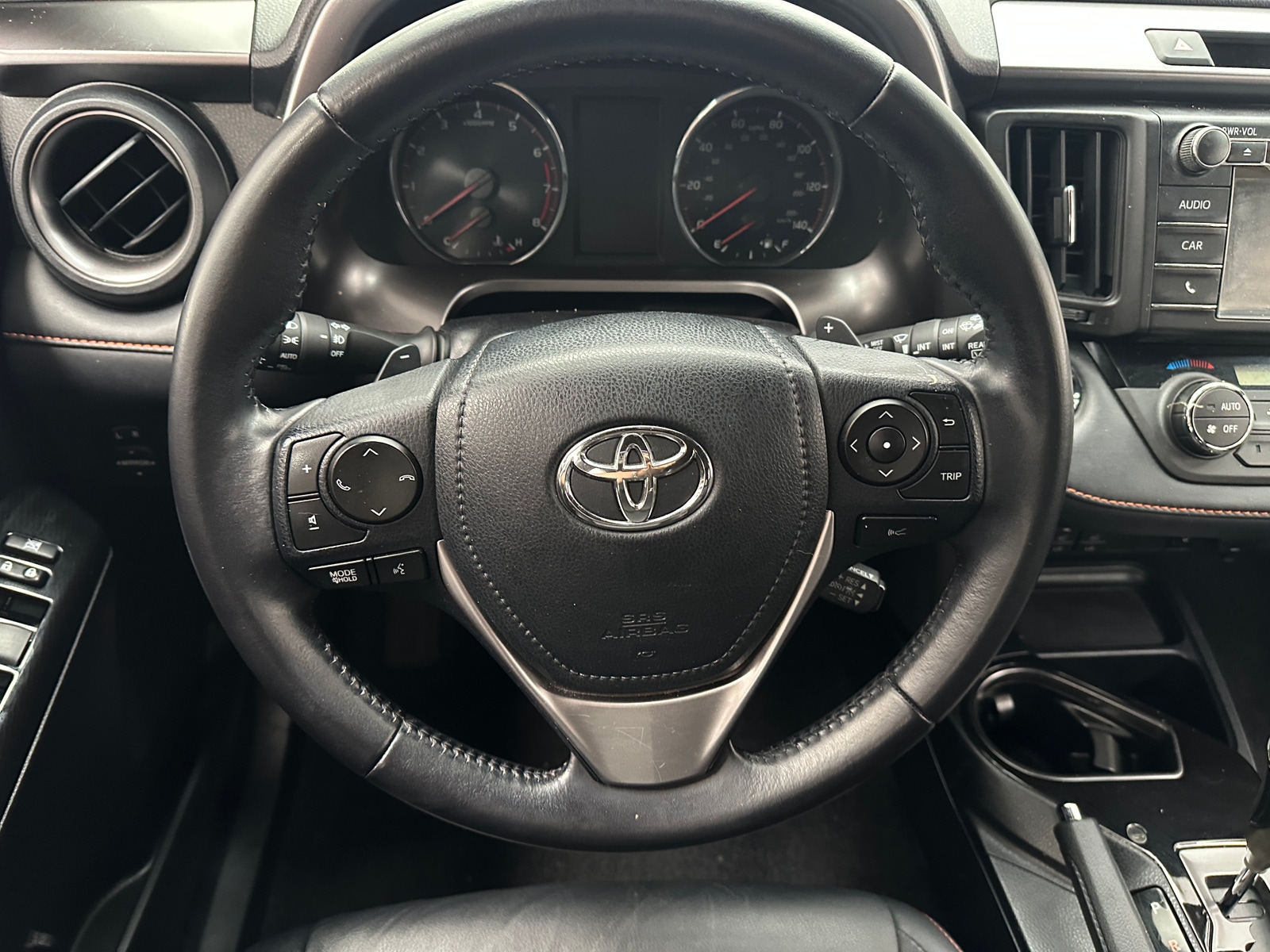 Thumbnail: 2017 Toyota RAV4 - 4