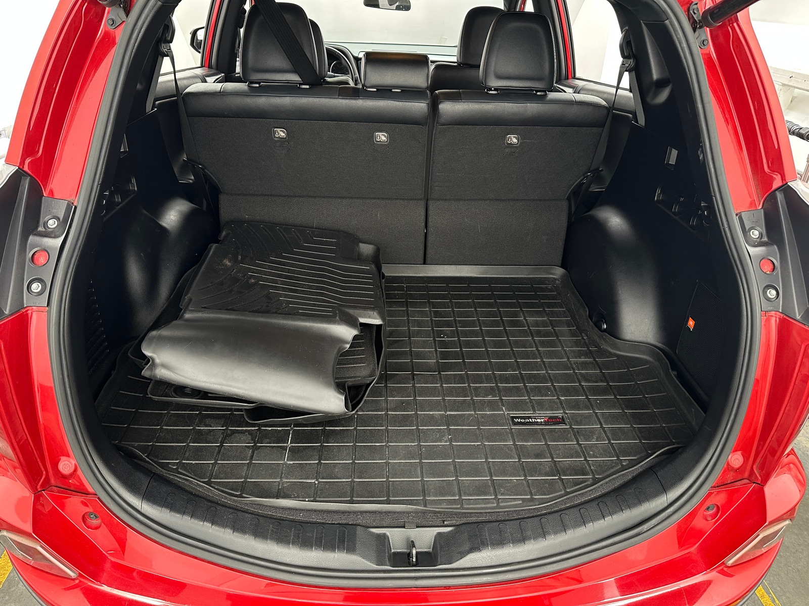 Thumbnail: 2017 Toyota RAV4 - 6