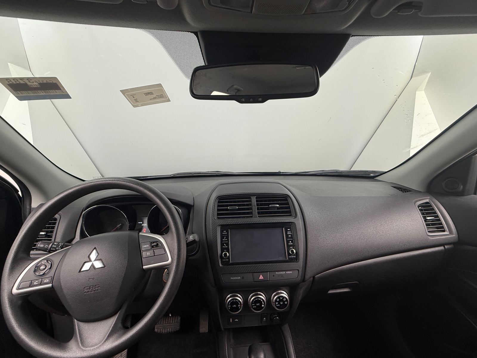 Thumbnail: 2024 Mitsubishi Outlander Sport - 3