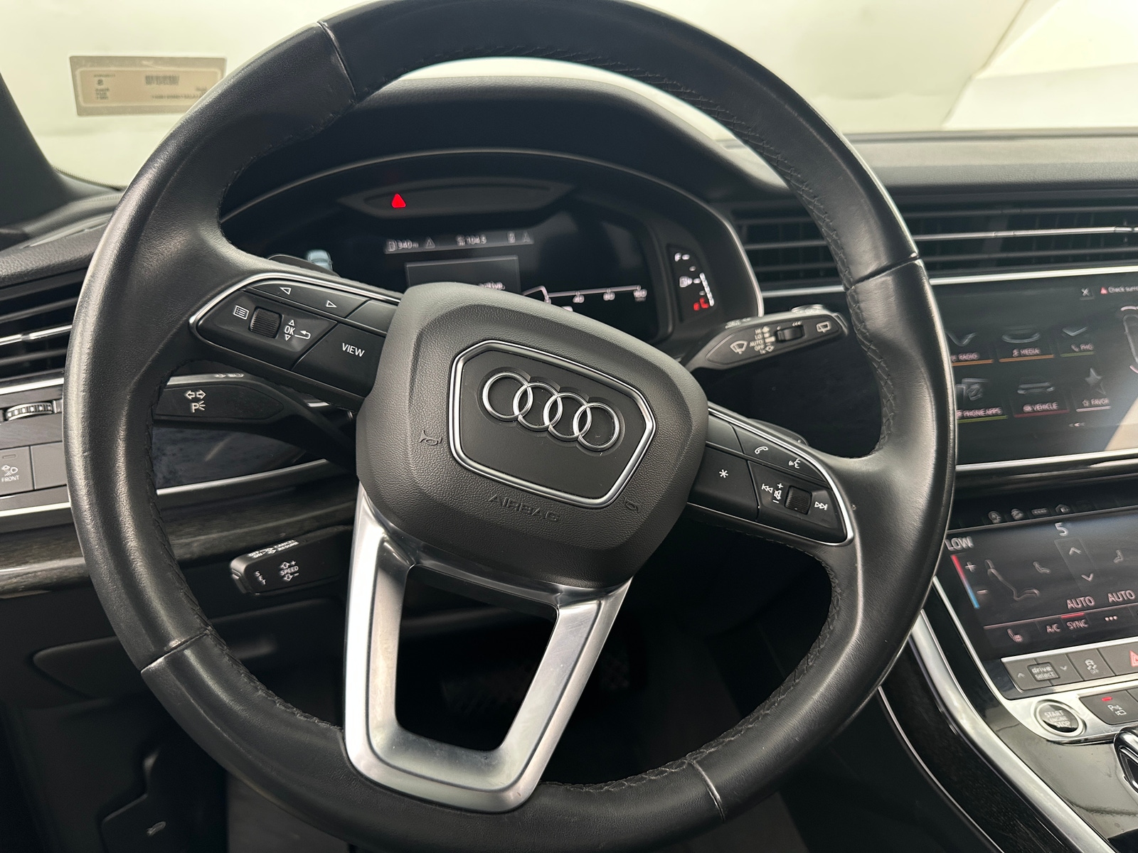 Thumbnail: 2021 Audi Q7 - 4