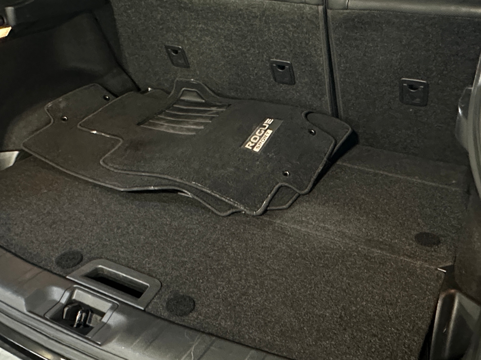 Thumbnail: 2017 Nissan Rogue Sport - 6