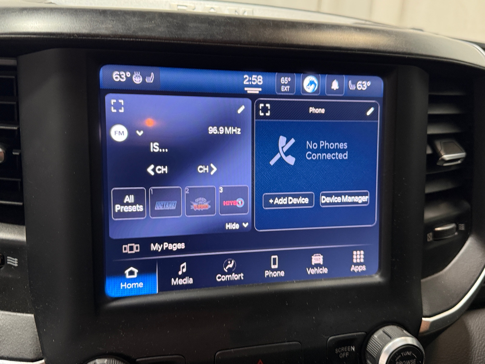 Thumbnail: 2022 RAM 1500 - 4