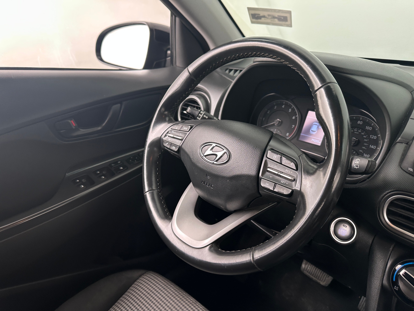 Thumbnail: 2020 Hyundai Kona - 5