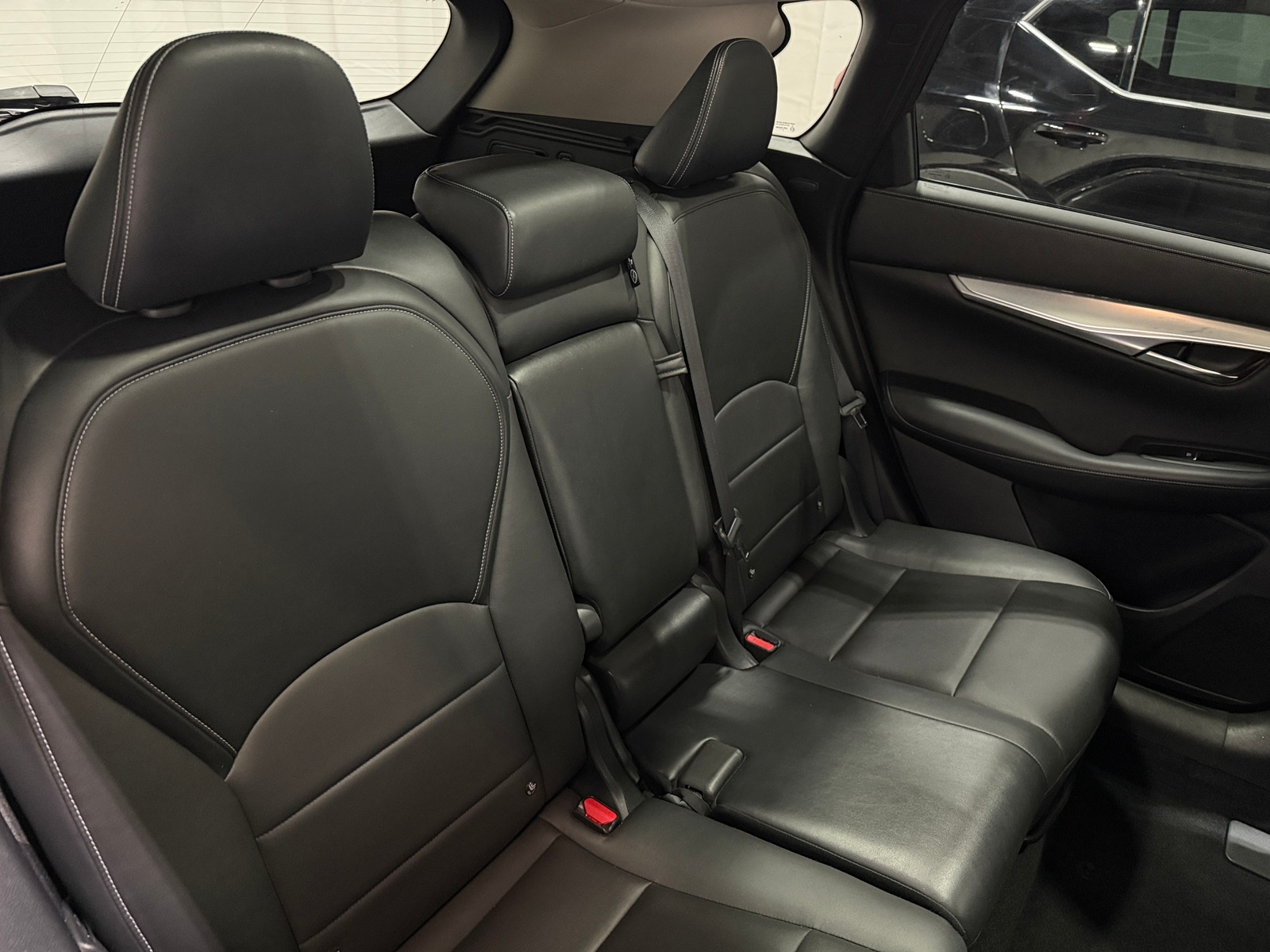 Thumbnail: 2019 INFINITI QX50 - 5