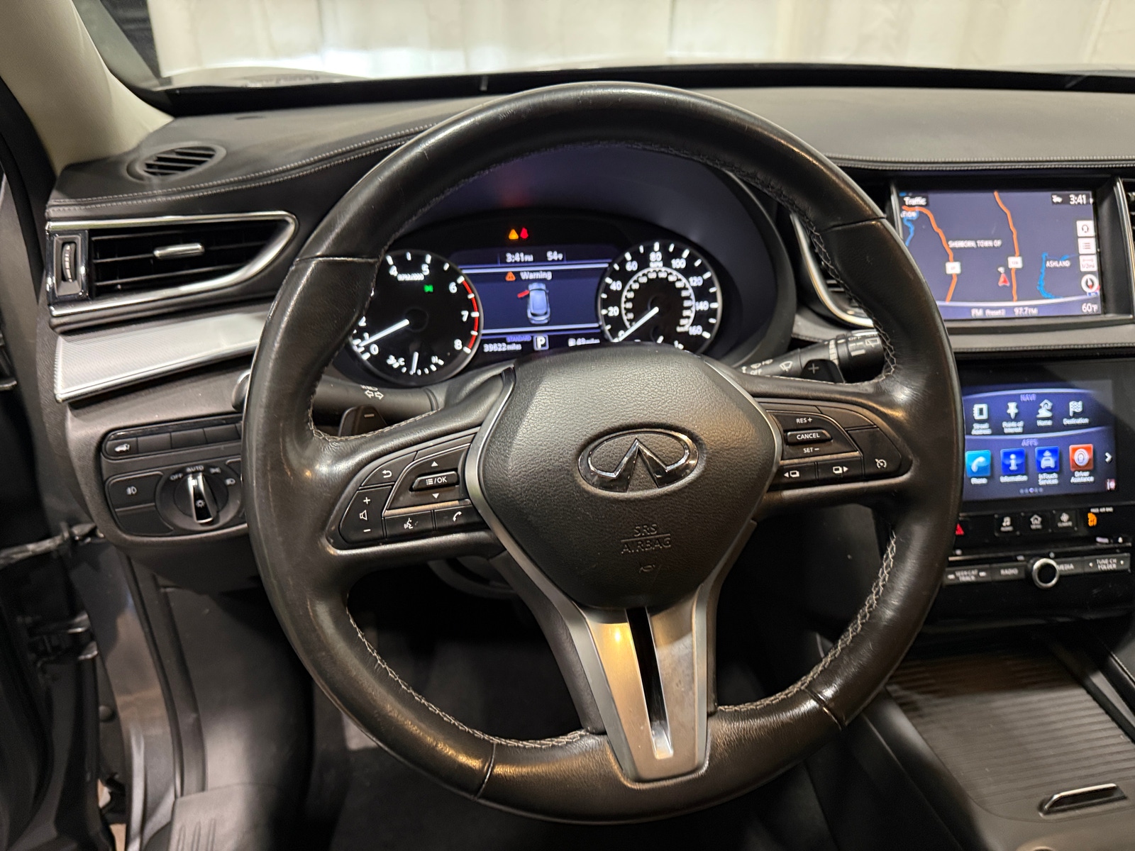 Thumbnail: 2019 INFINITI QX50 - 4