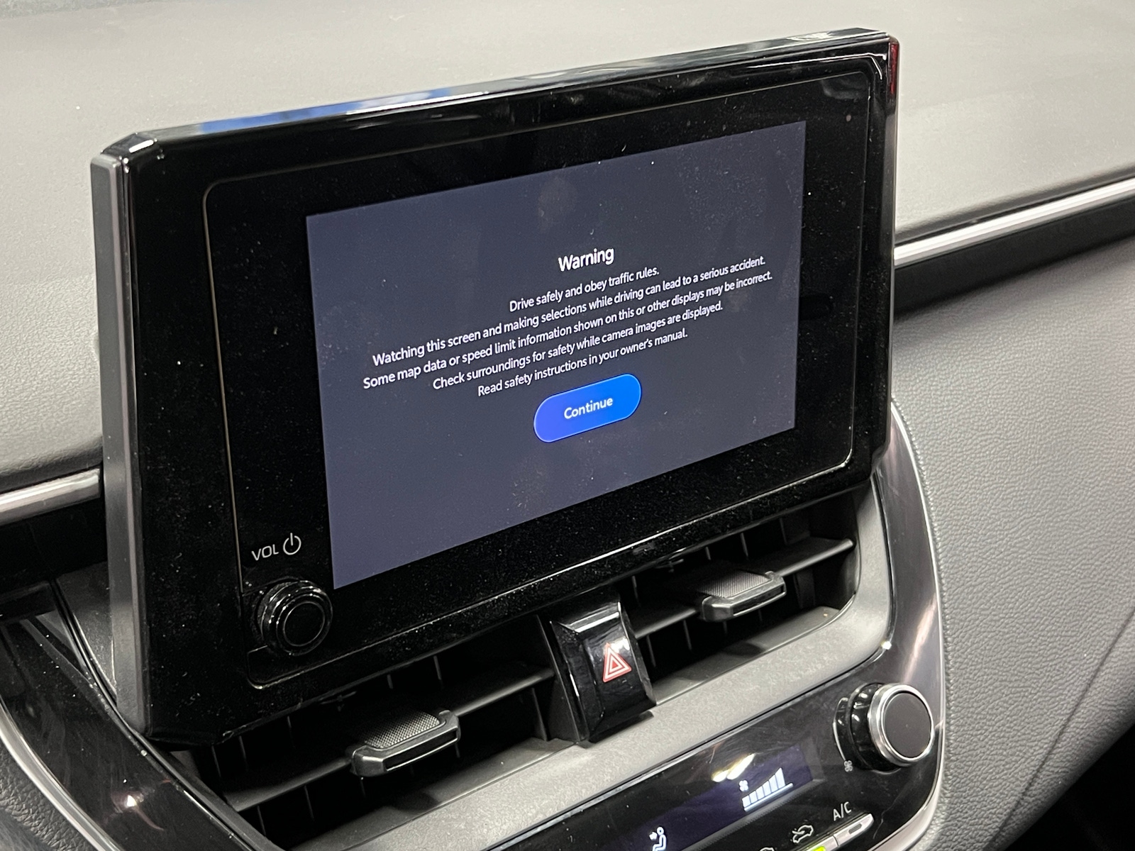 Thumbnail: 2023 Toyota Corolla - 4