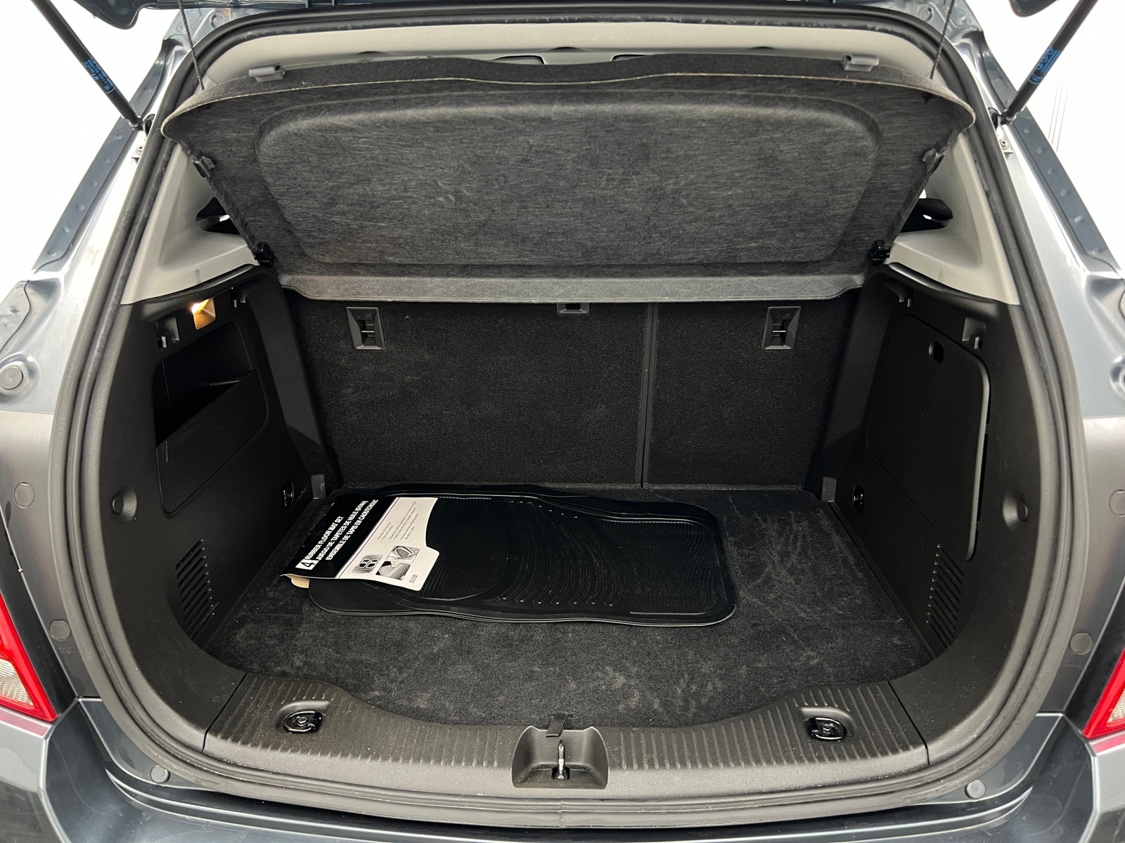 Thumbnail: 2021 Chevrolet Trax - 6