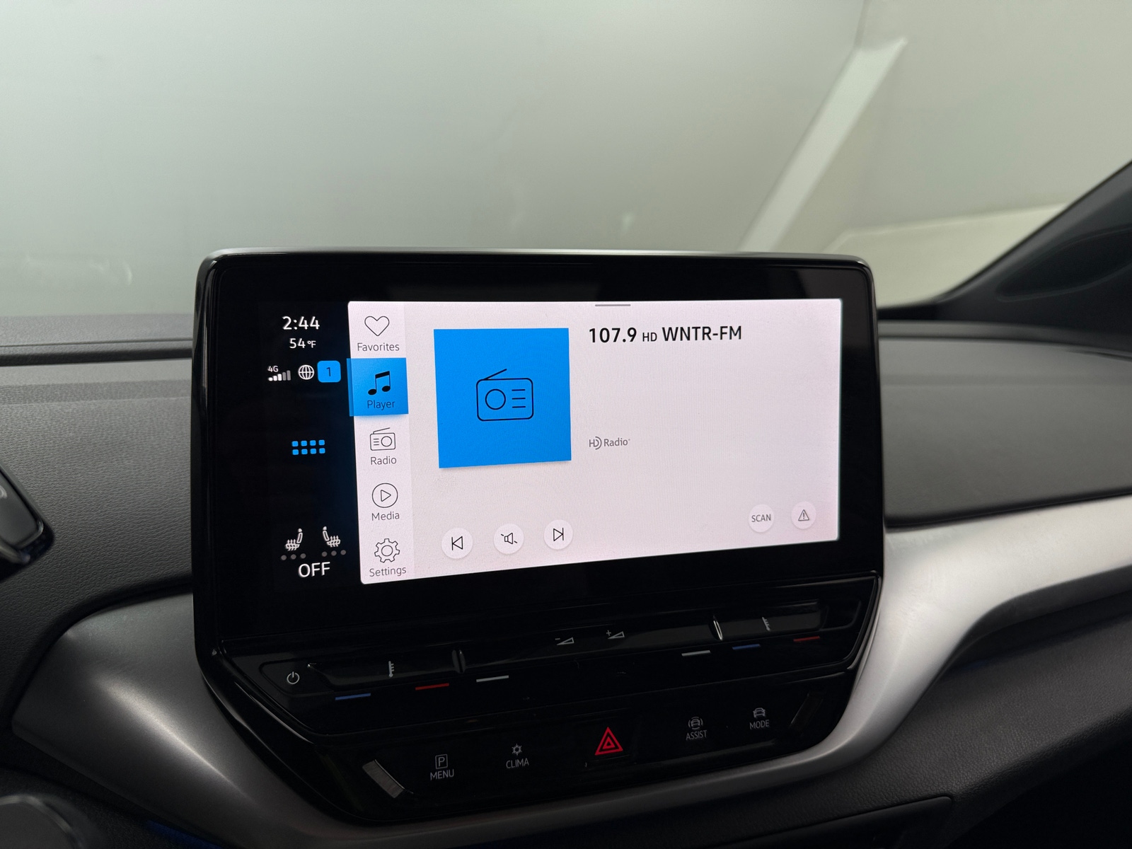 Thumbnail: 2021 Volkswagen ID.4 - 4