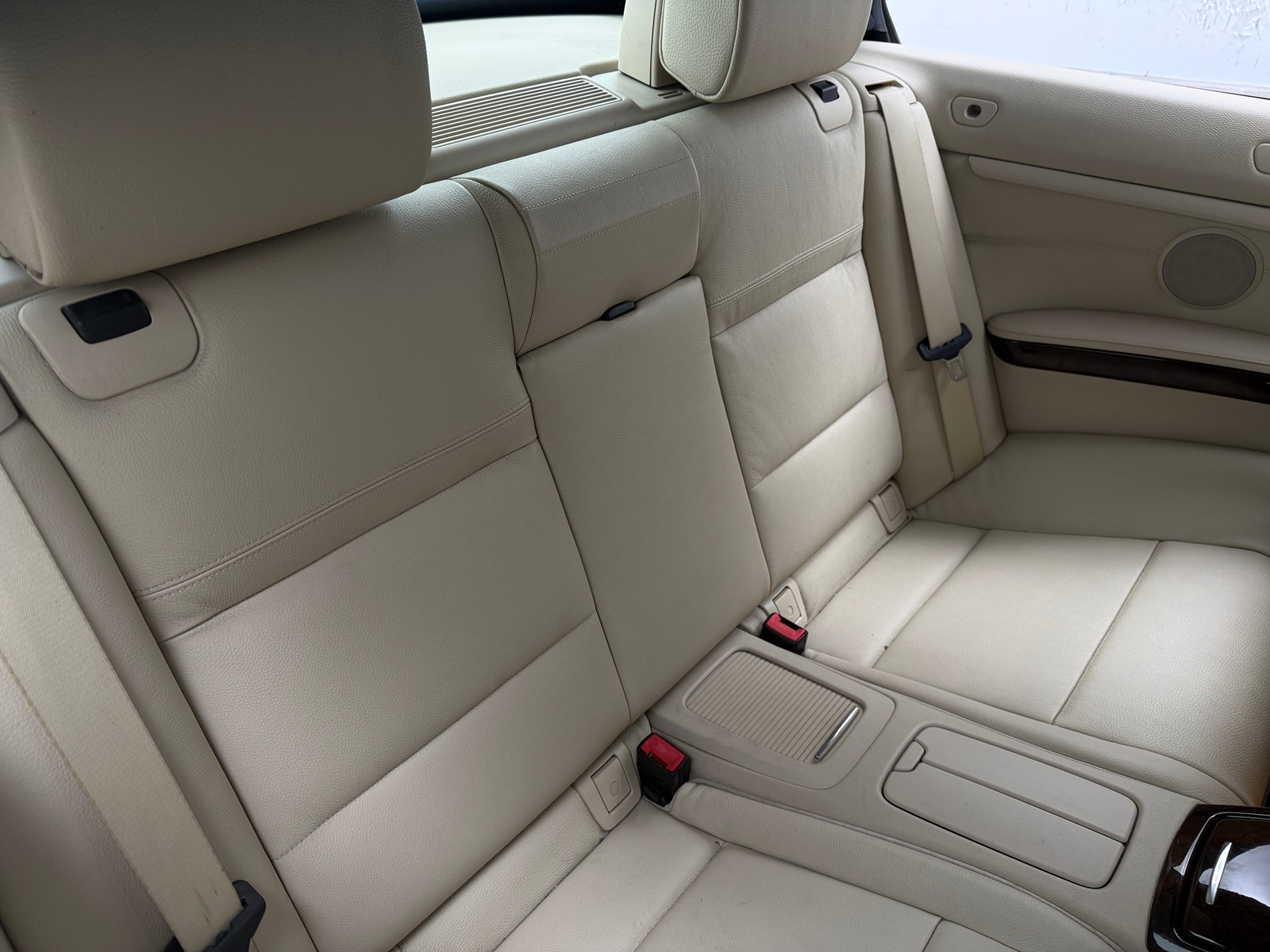 Thumbnail: 2011 BMW 3 Series - 5