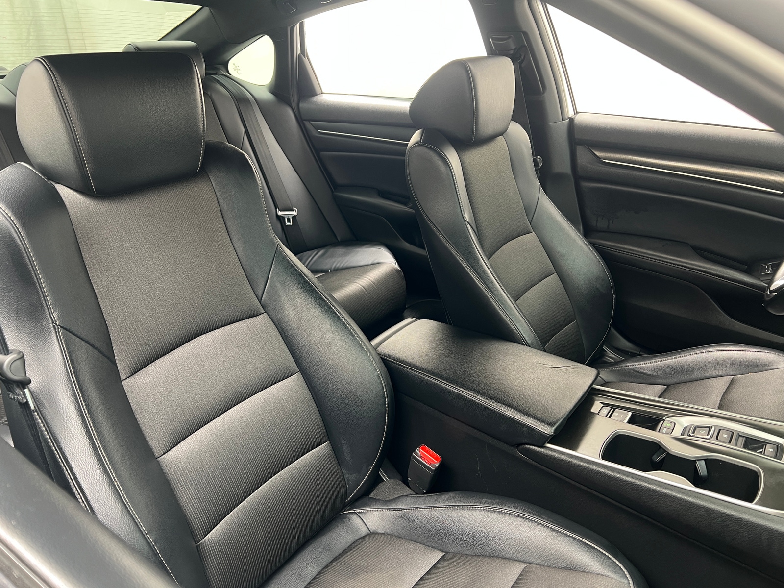 Thumbnail: 2018 Honda Accord - 2