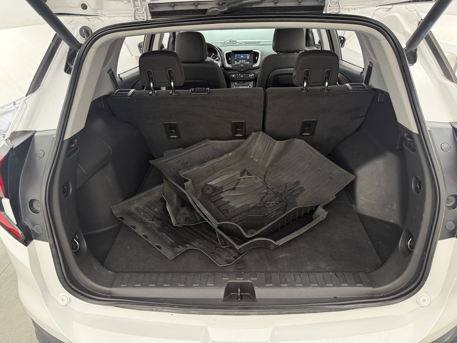 Thumbnail: 2020 GMC Terrain - 7