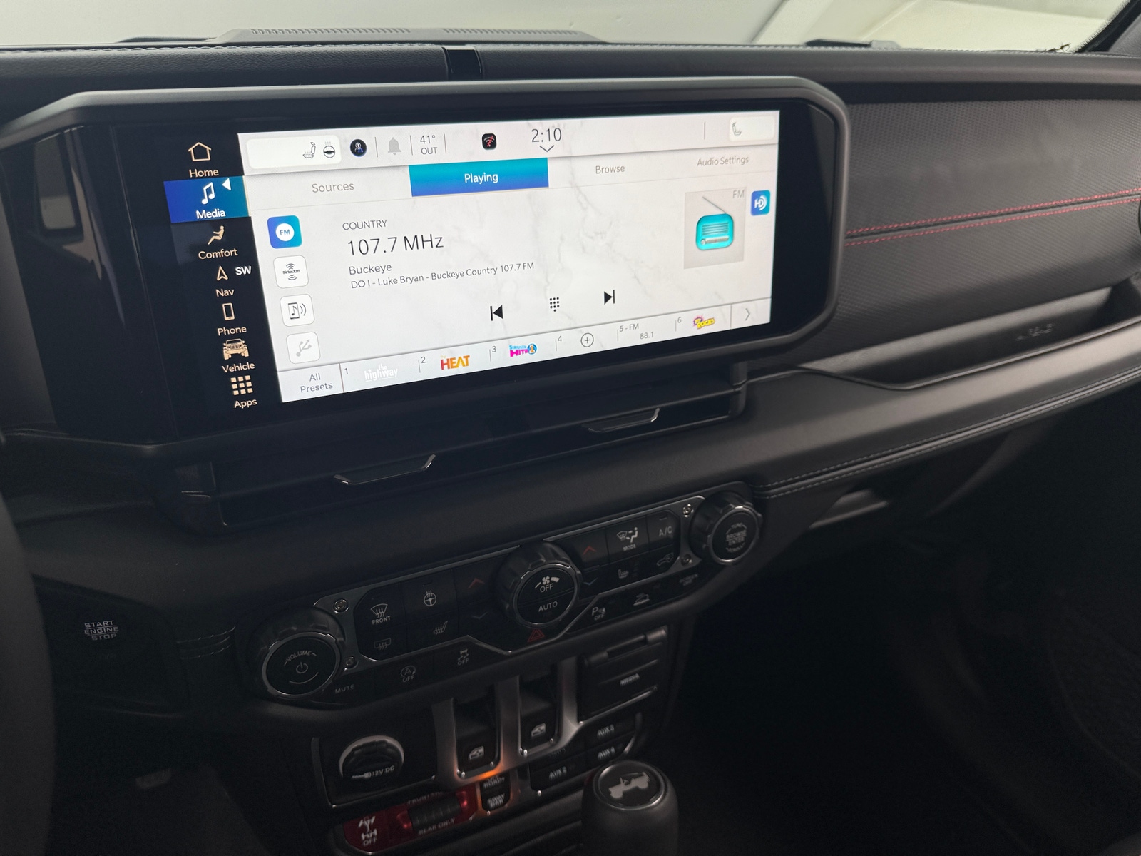 Thumbnail: 2025 Jeep Wrangler - 3