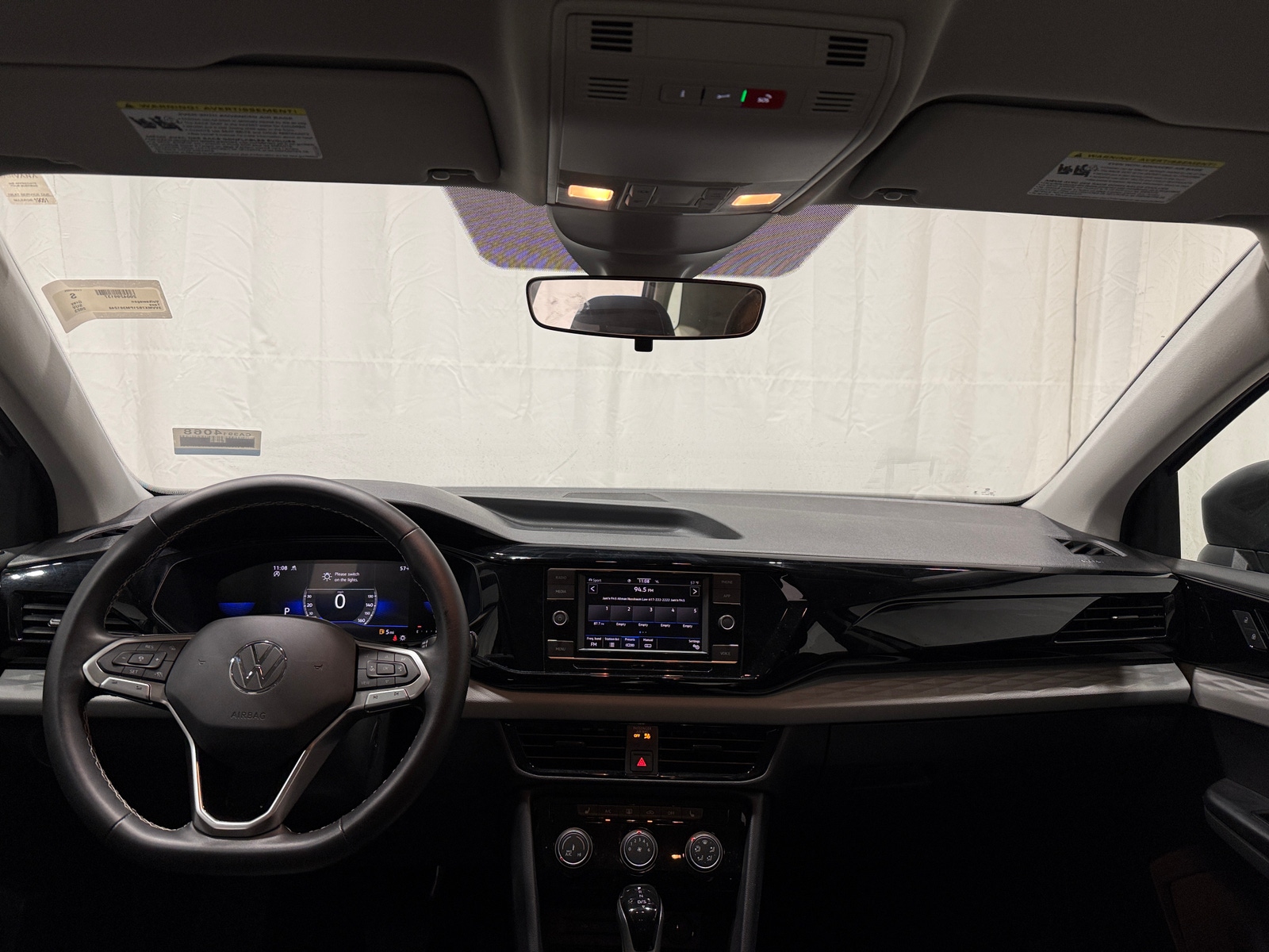 Thumbnail: 2023 Volkswagen Taos - 3