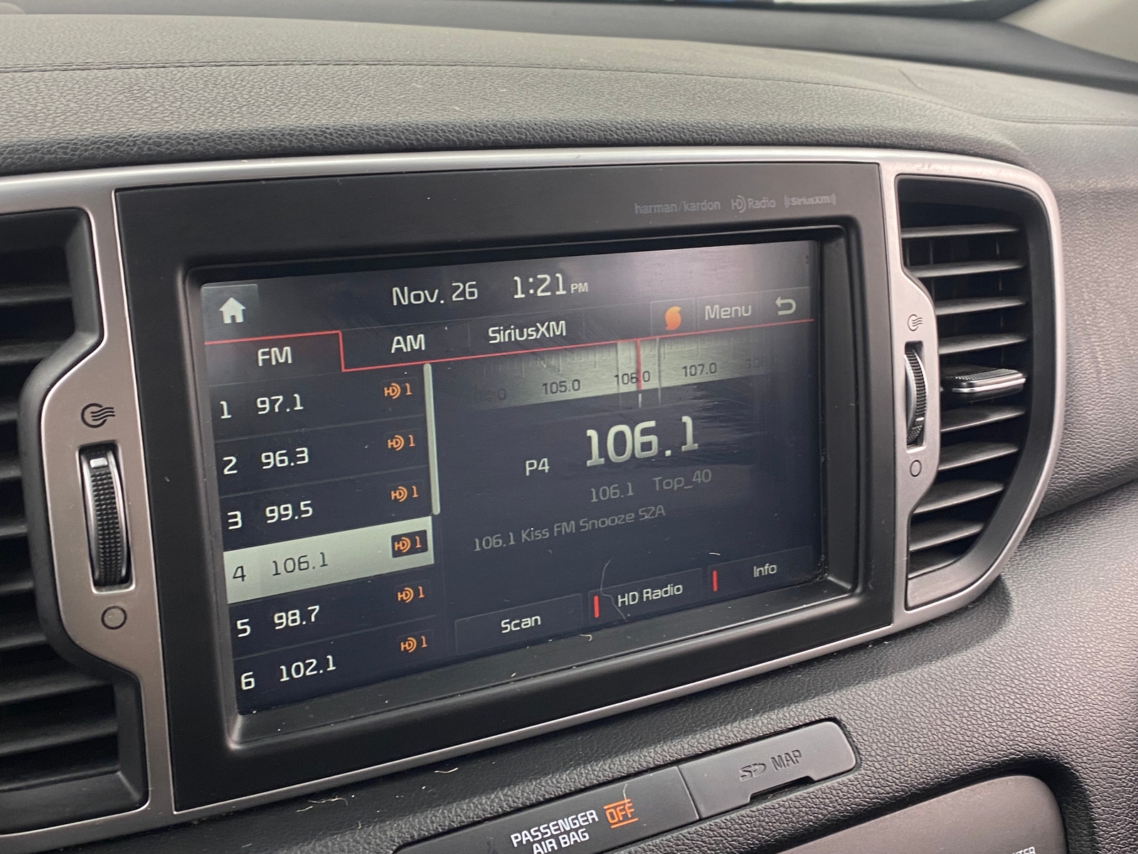 Thumbnail: 2017 Kia Sportage - 3