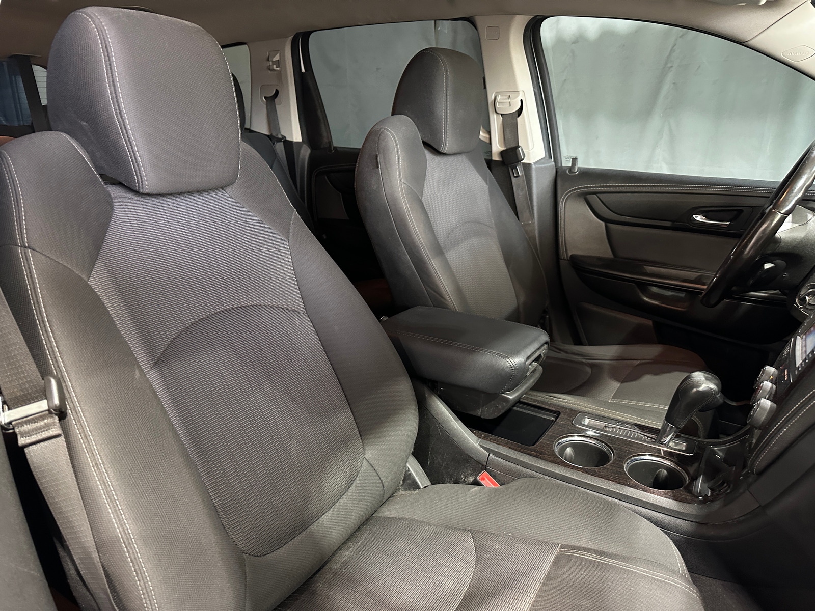 Thumbnail: 2016 Chevrolet Traverse - 2