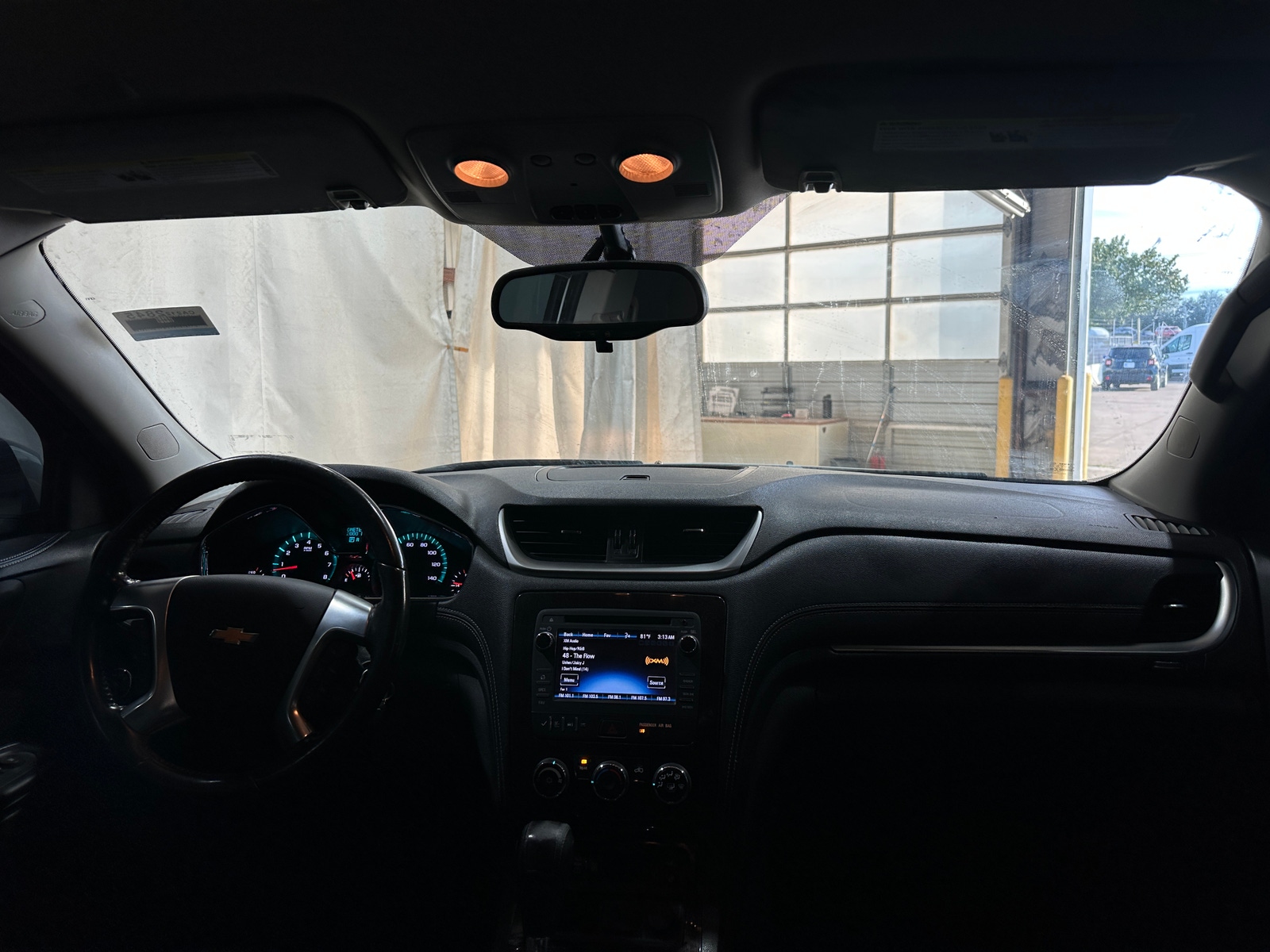 Thumbnail: 2016 Chevrolet Traverse - 3