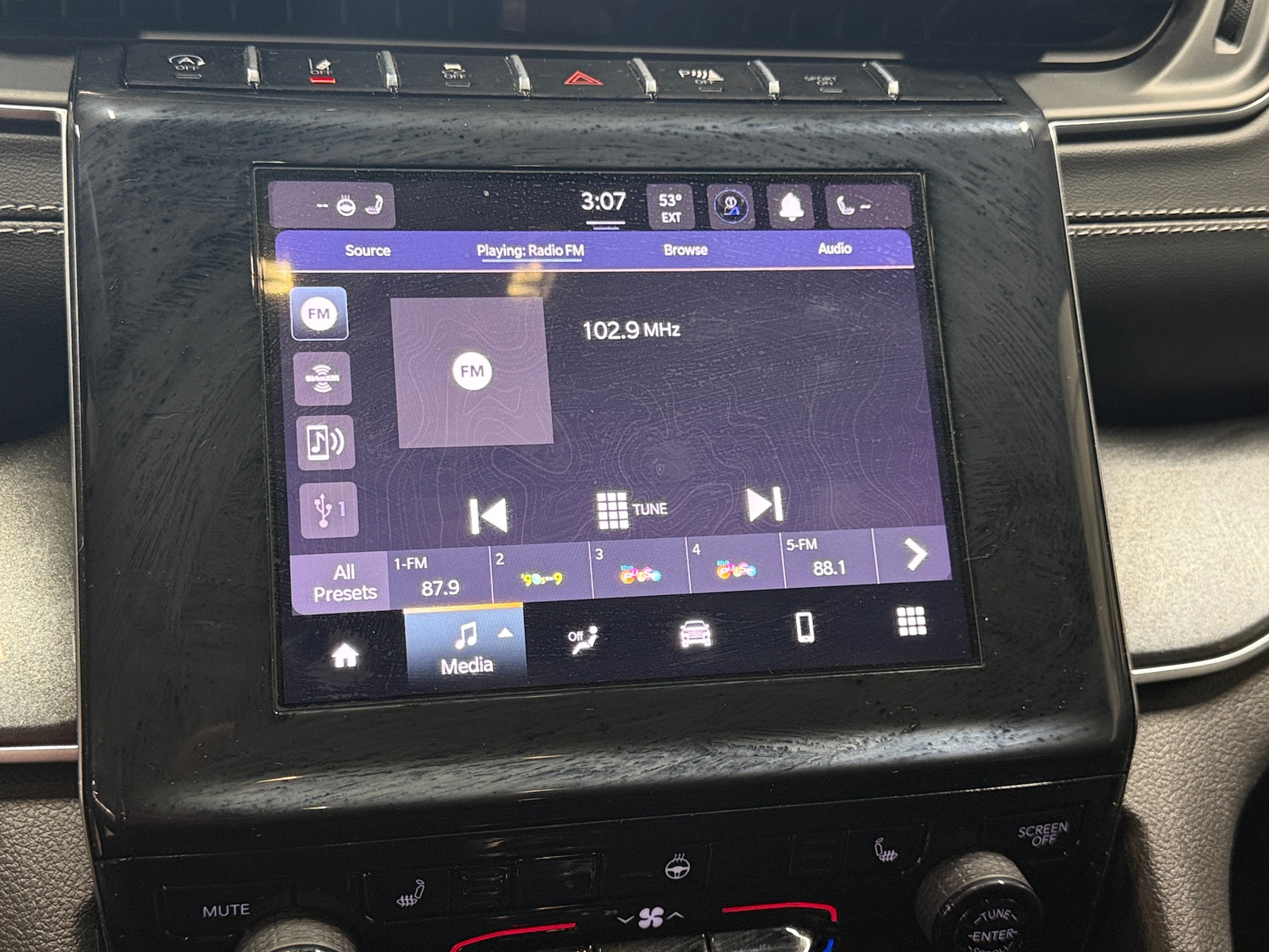 Thumbnail: 2023 Jeep Grand Cherokee L - 3