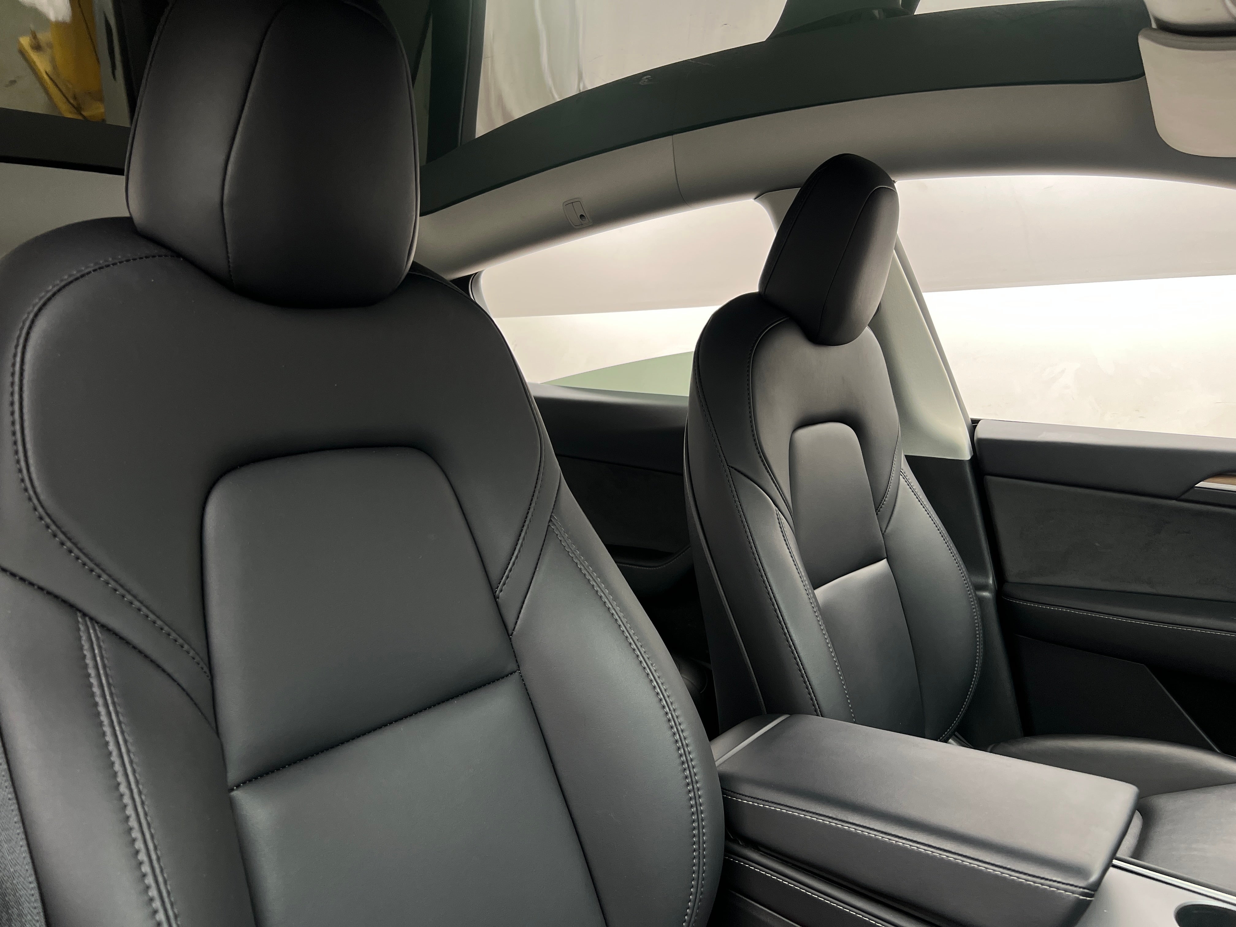 Used 2023 Tesla Model Y Long Range with VIN 7SAYGDEE8PF675720 for sale in Oak Creek, WI