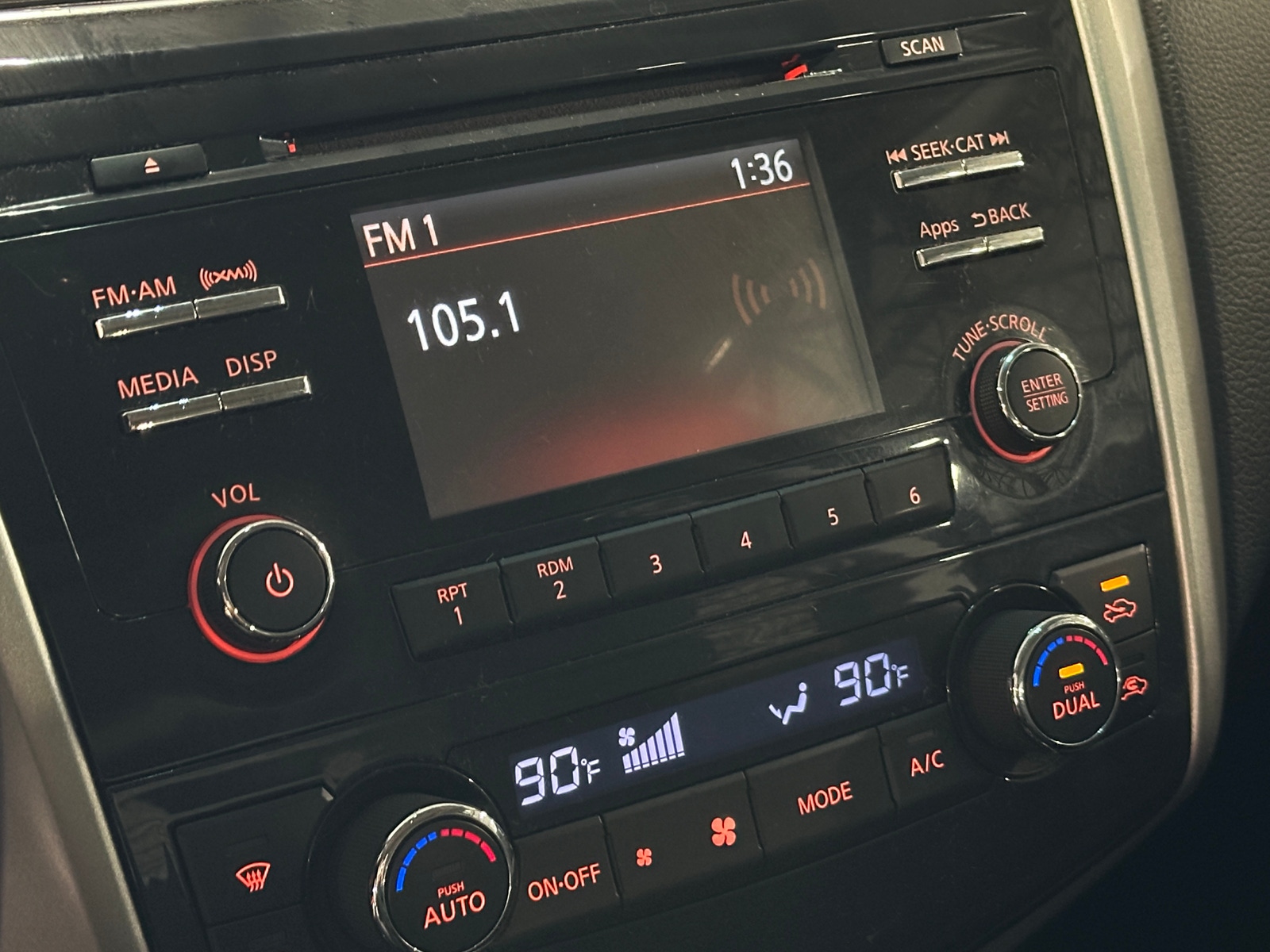 Thumbnail: 2015 Nissan Altima - 4