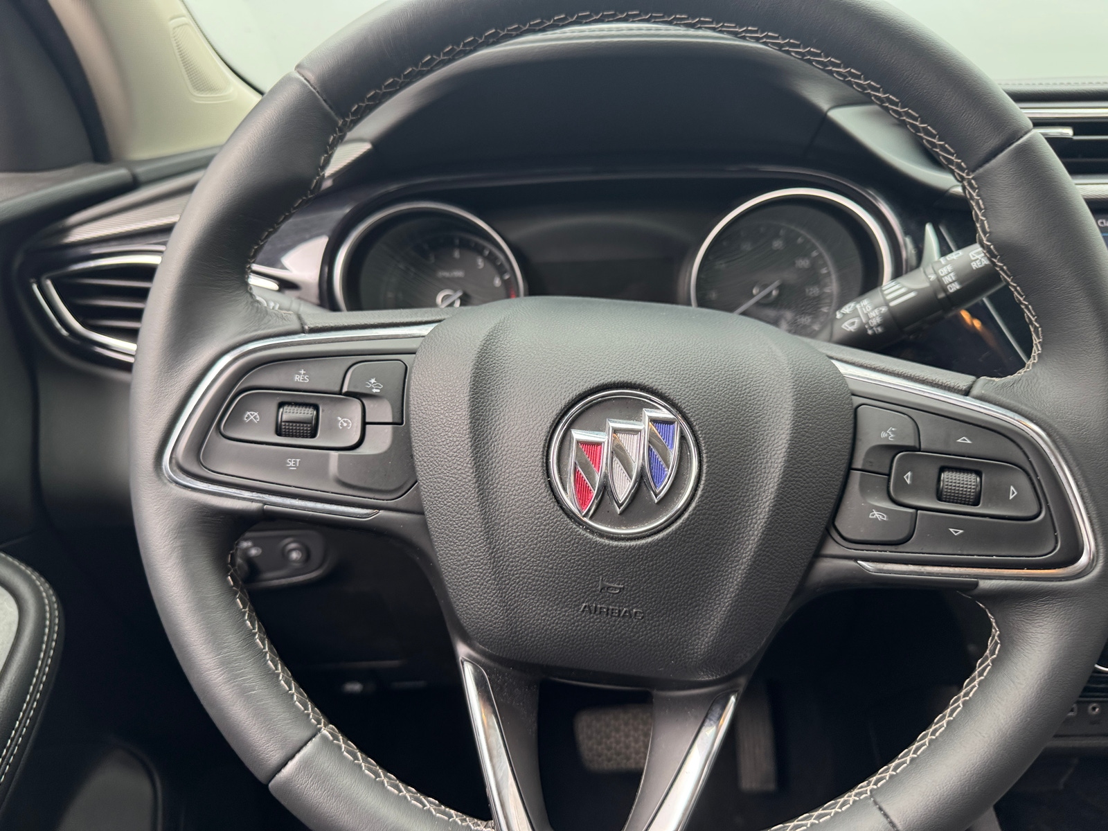 Thumbnail: 2023 Buick Encore GX - 5