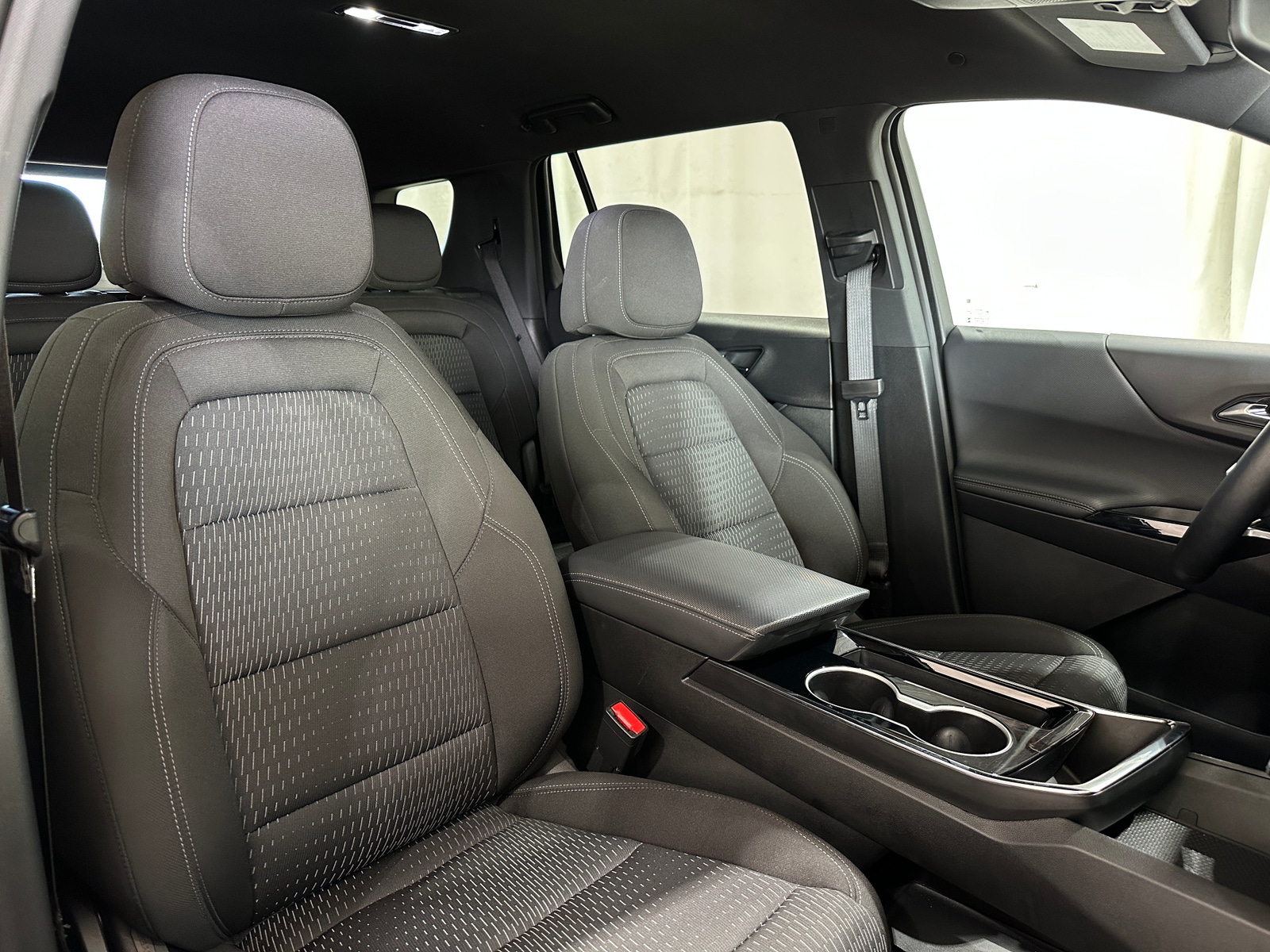 Thumbnail: 2025 Chevrolet Equinox - 2